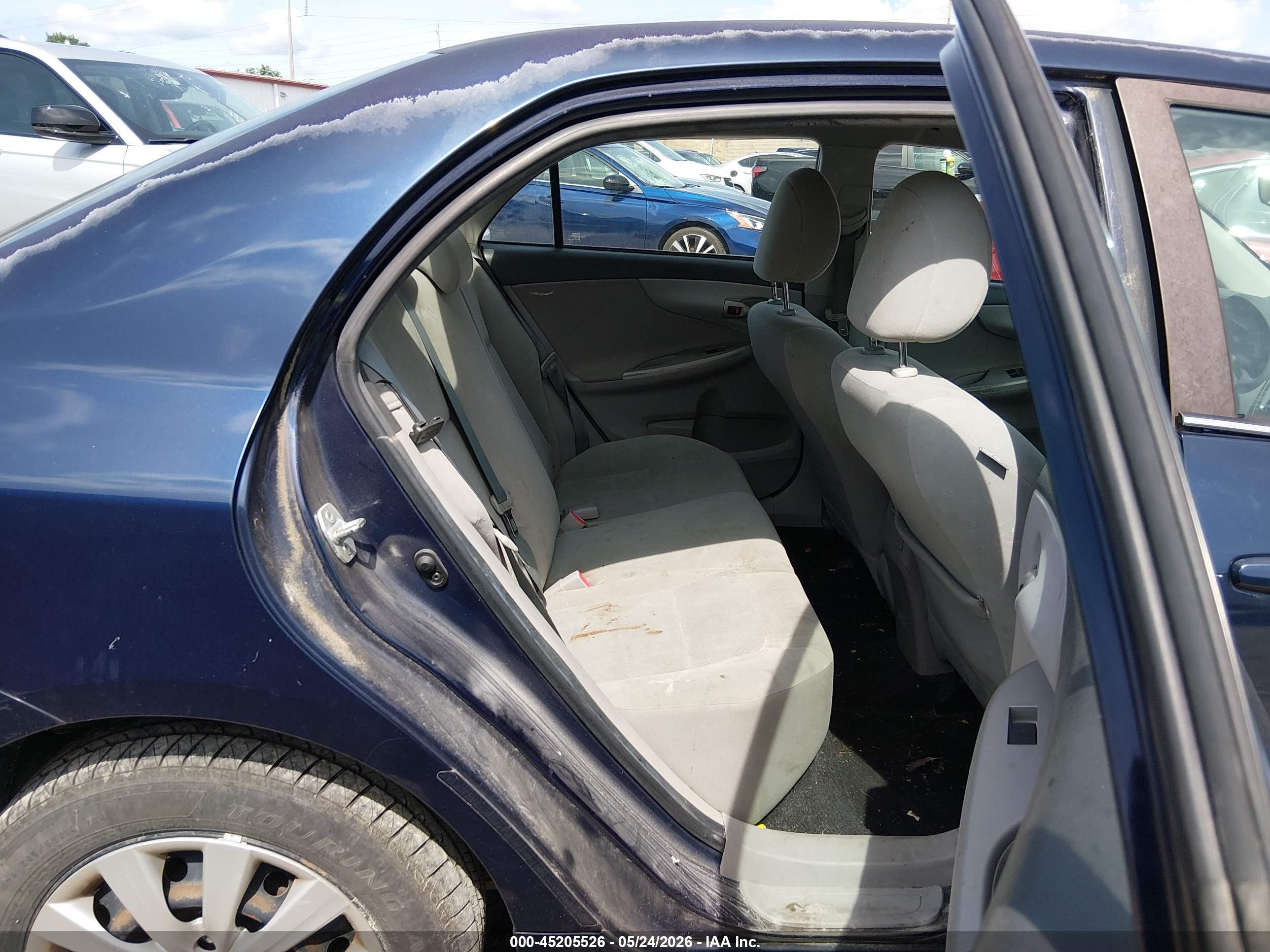 2013 Toyota Corolla Le Dark Blue vin: 2T1BU4EE8DC993011