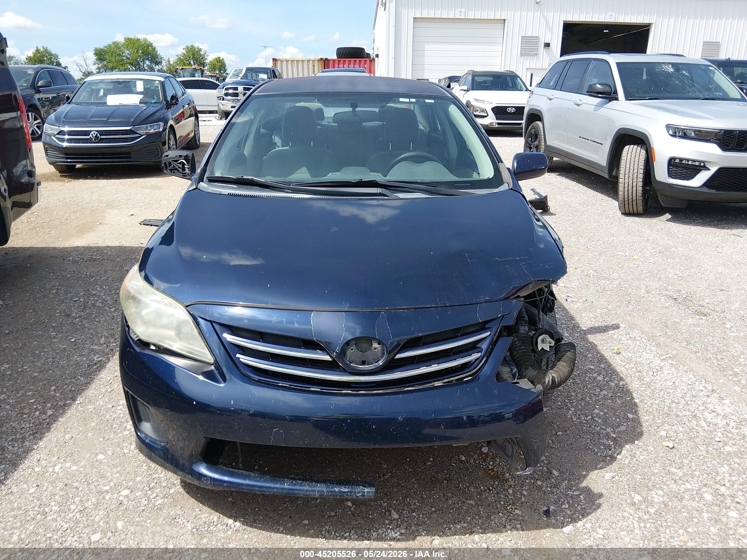 2013 Toyota Corolla Le Dark Blue vin: 2T1BU4EE8DC993011