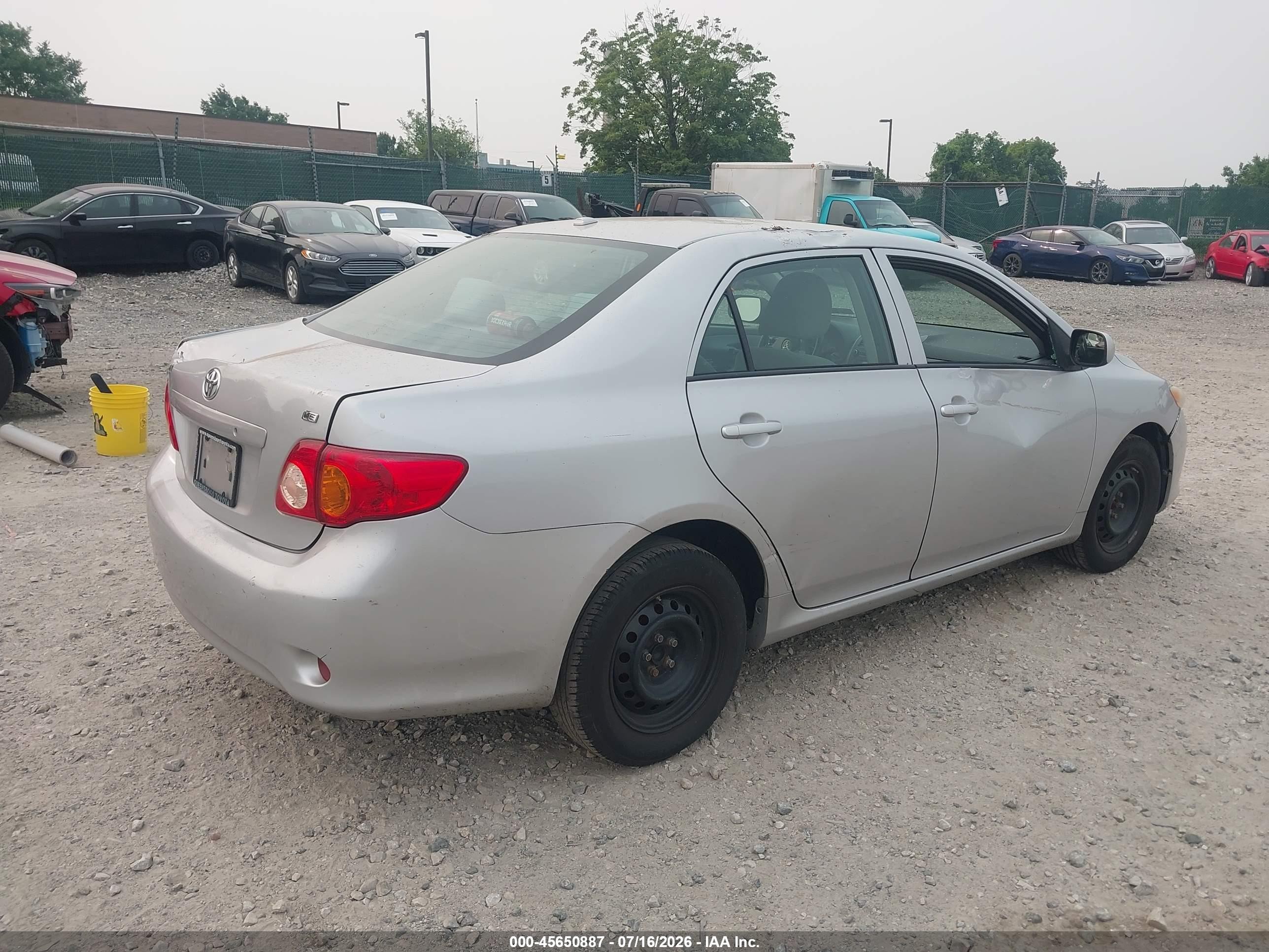 2010 Toyota Corolla Le Silver vin: 2T1BU4EE9AC230409