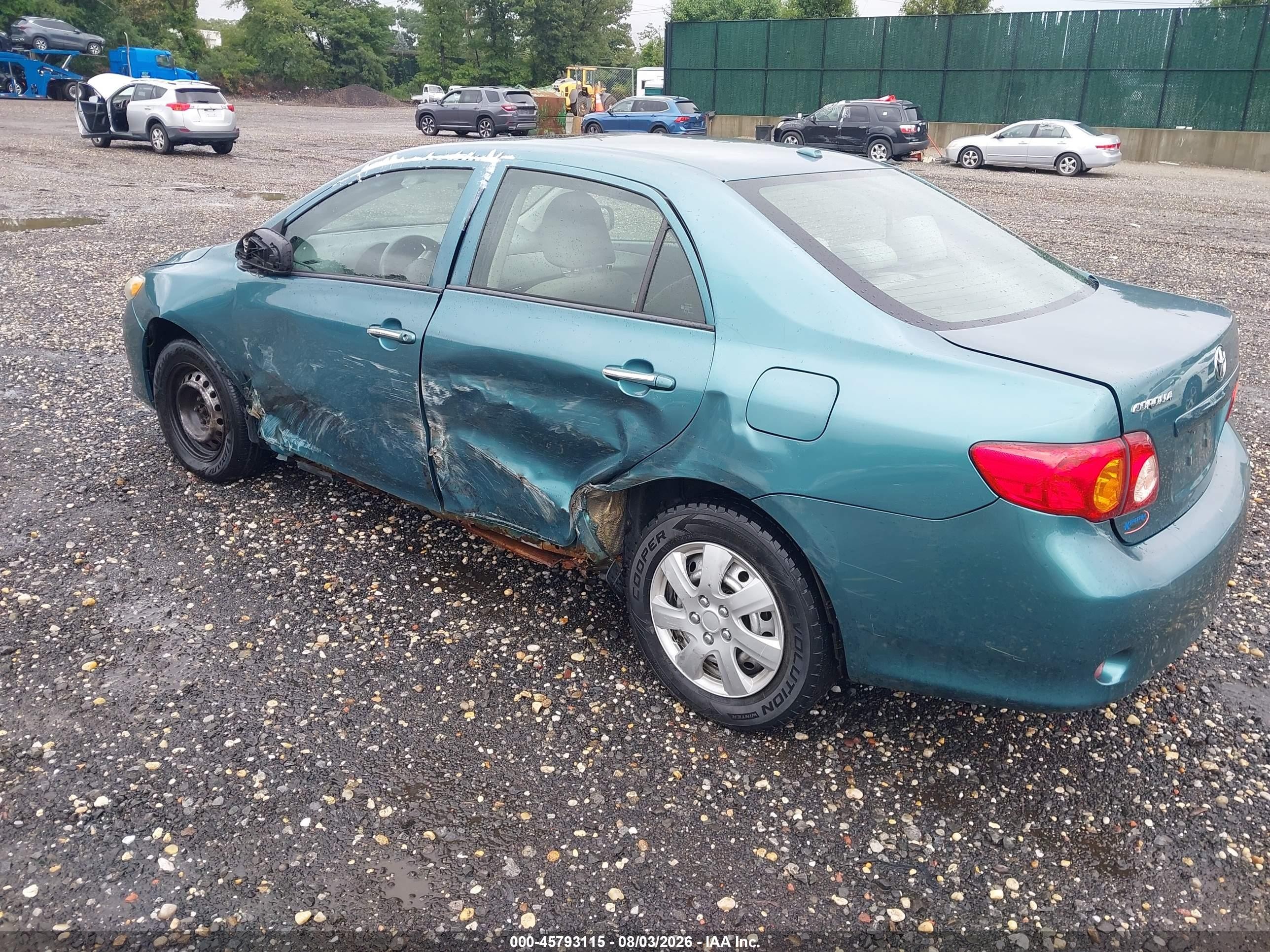 2010 Toyota Corolla Le Green vin: 2T1BU4EE9AC244536