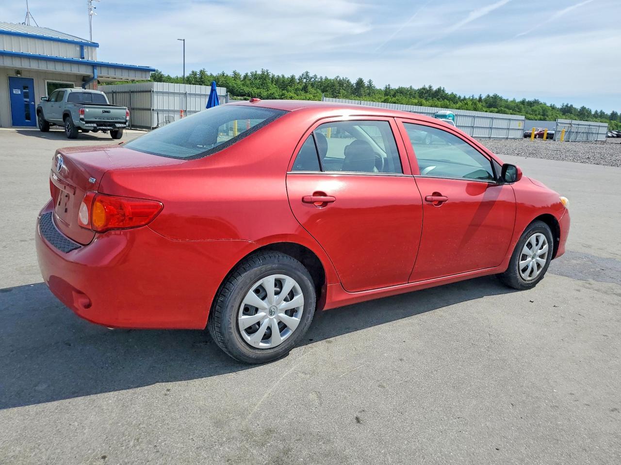2010 Toyota Corolla Le Red vin: 2T1BU4EE9AC260476