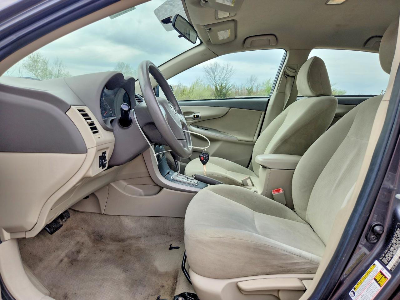 2010 Toyota Corolla Le Gray vin: 2T1BU4EE9AC267346