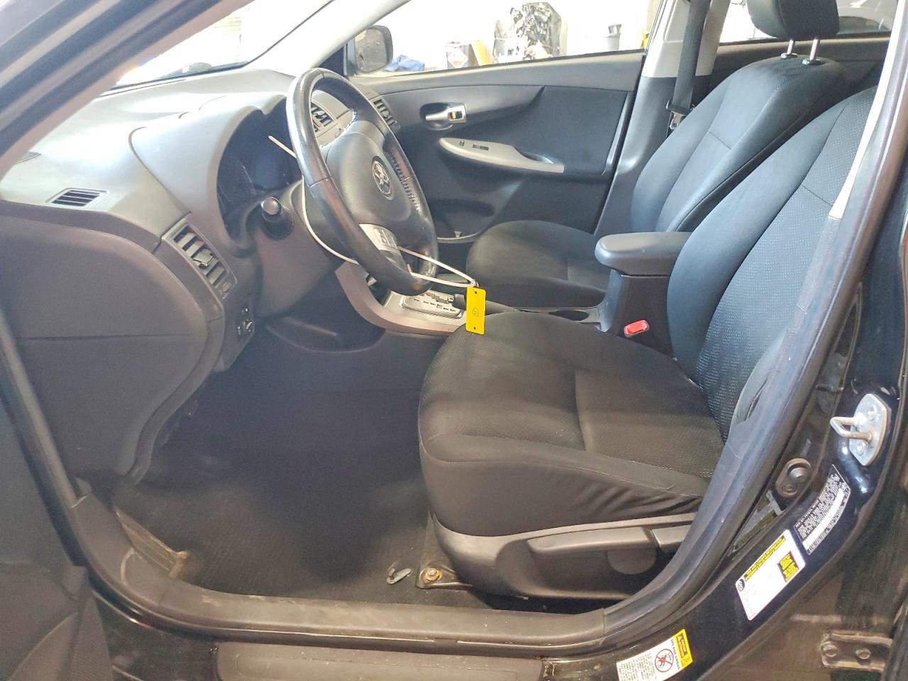 2010 Toyota Corolla S Черный vin: 2T1BU4EE9AC272708