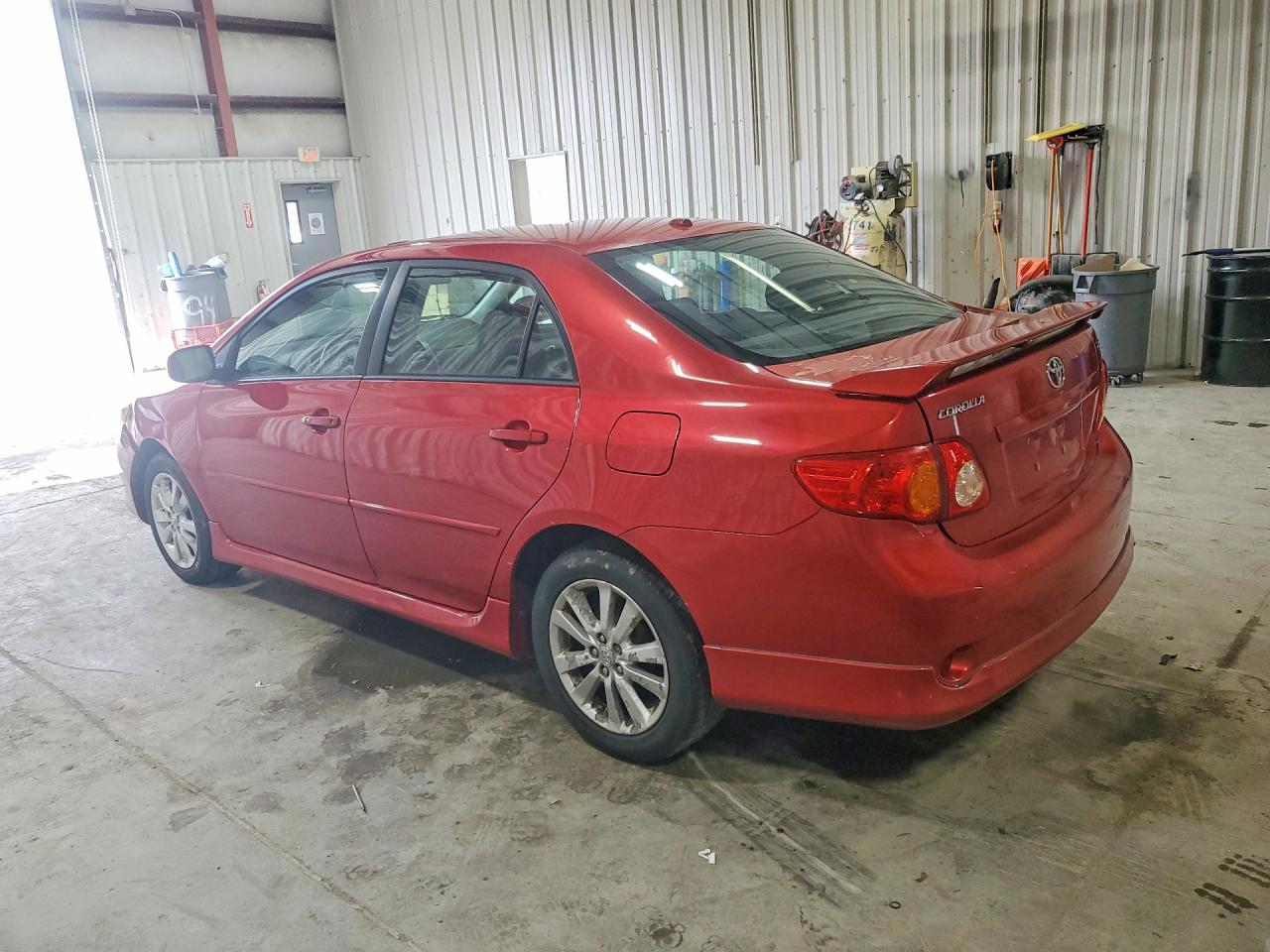 2010 Toyota Corolla Red vin: 2T1BU4EE9AC283613