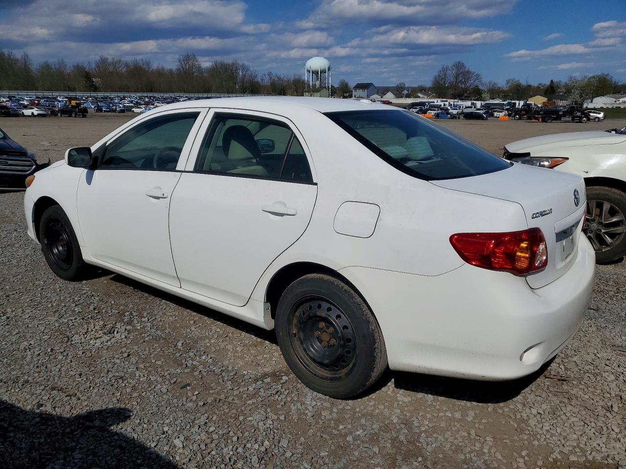 2010 Toyota Corolla Le Белый vin: 2T1BU4EE9AC305352