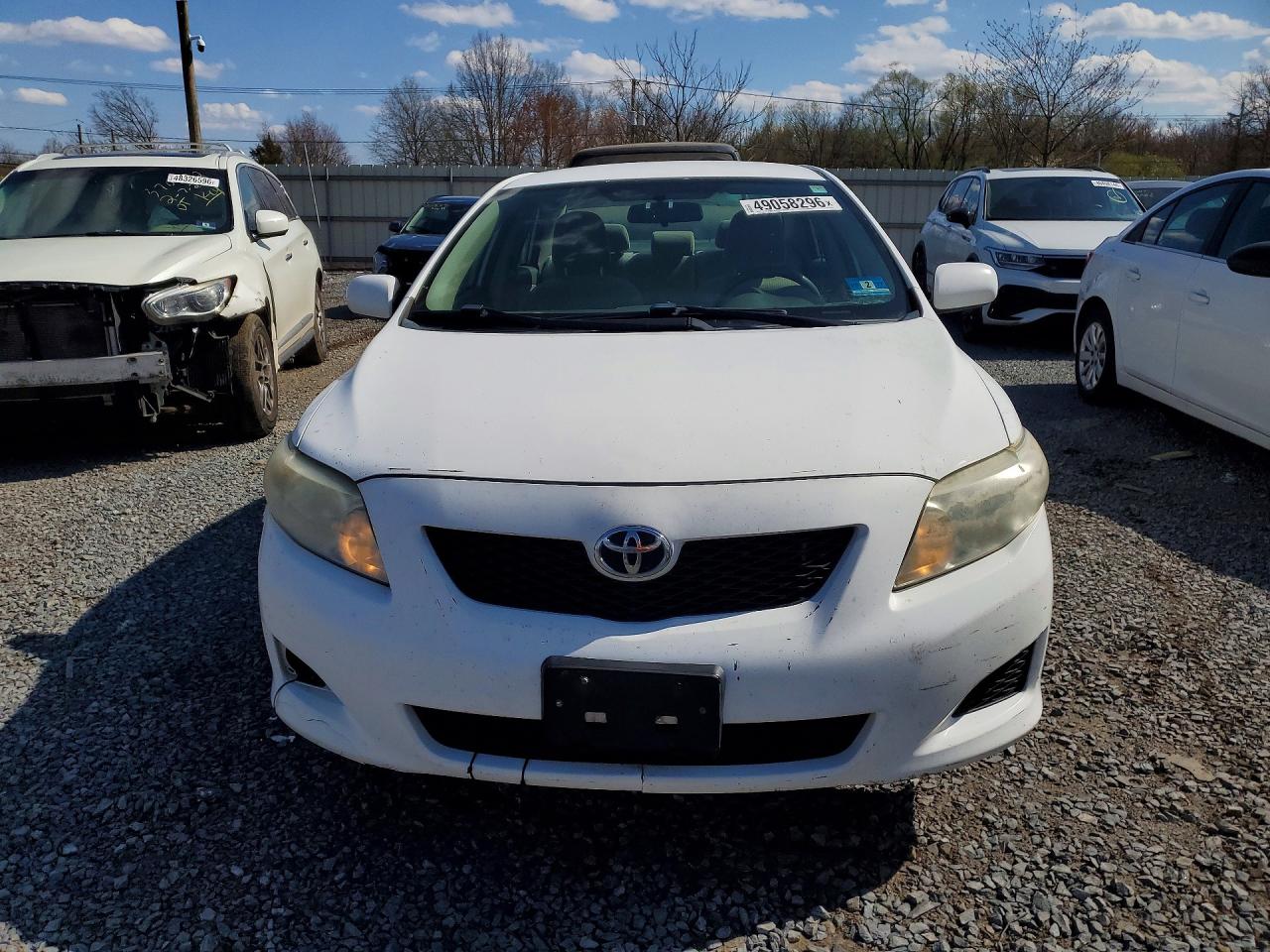 2010 Toyota Corolla Le Белый vin: 2T1BU4EE9AC305352