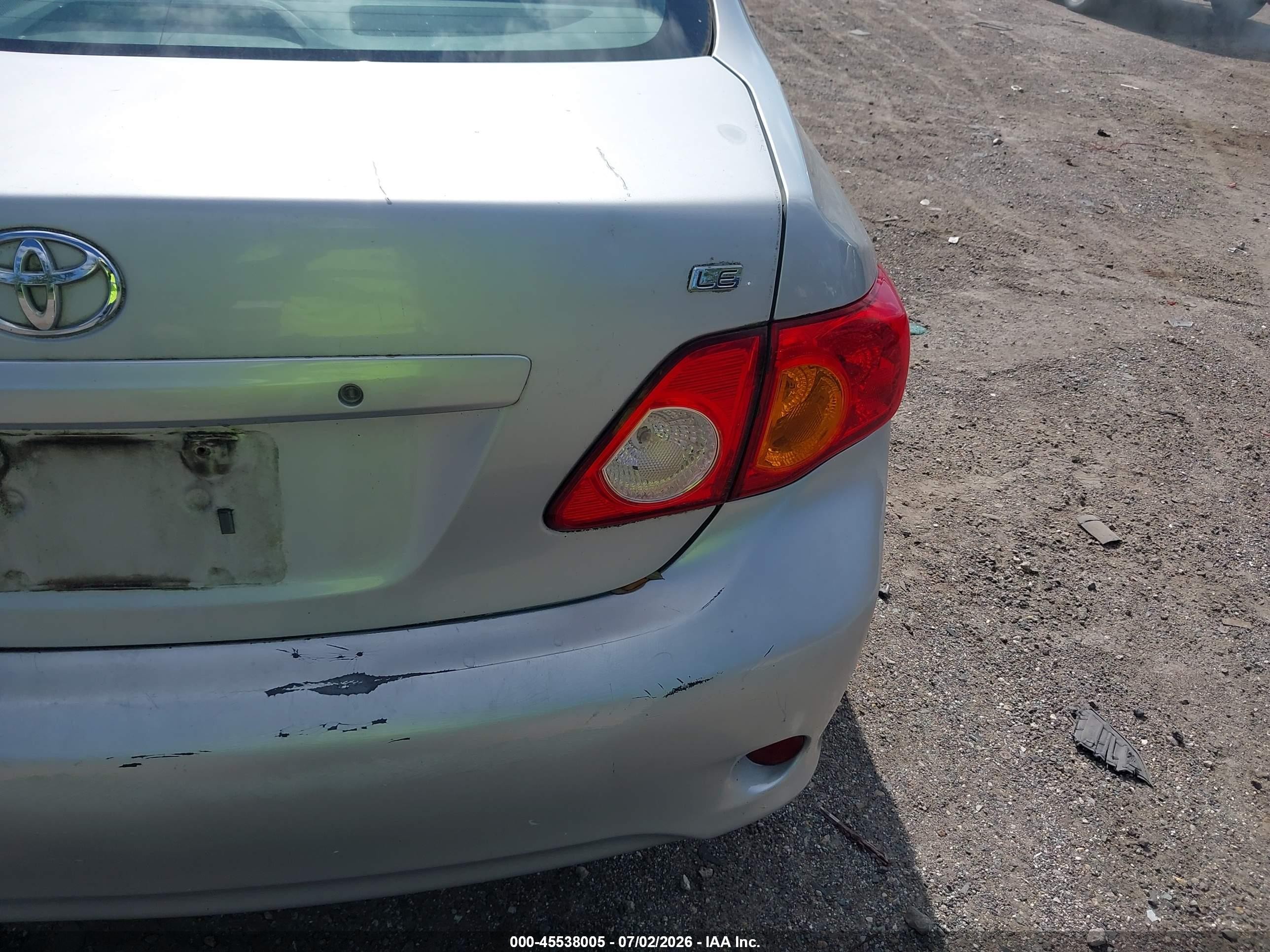 2010 Toyota Corolla Le Silver vin: 2T1BU4EE9AC337279