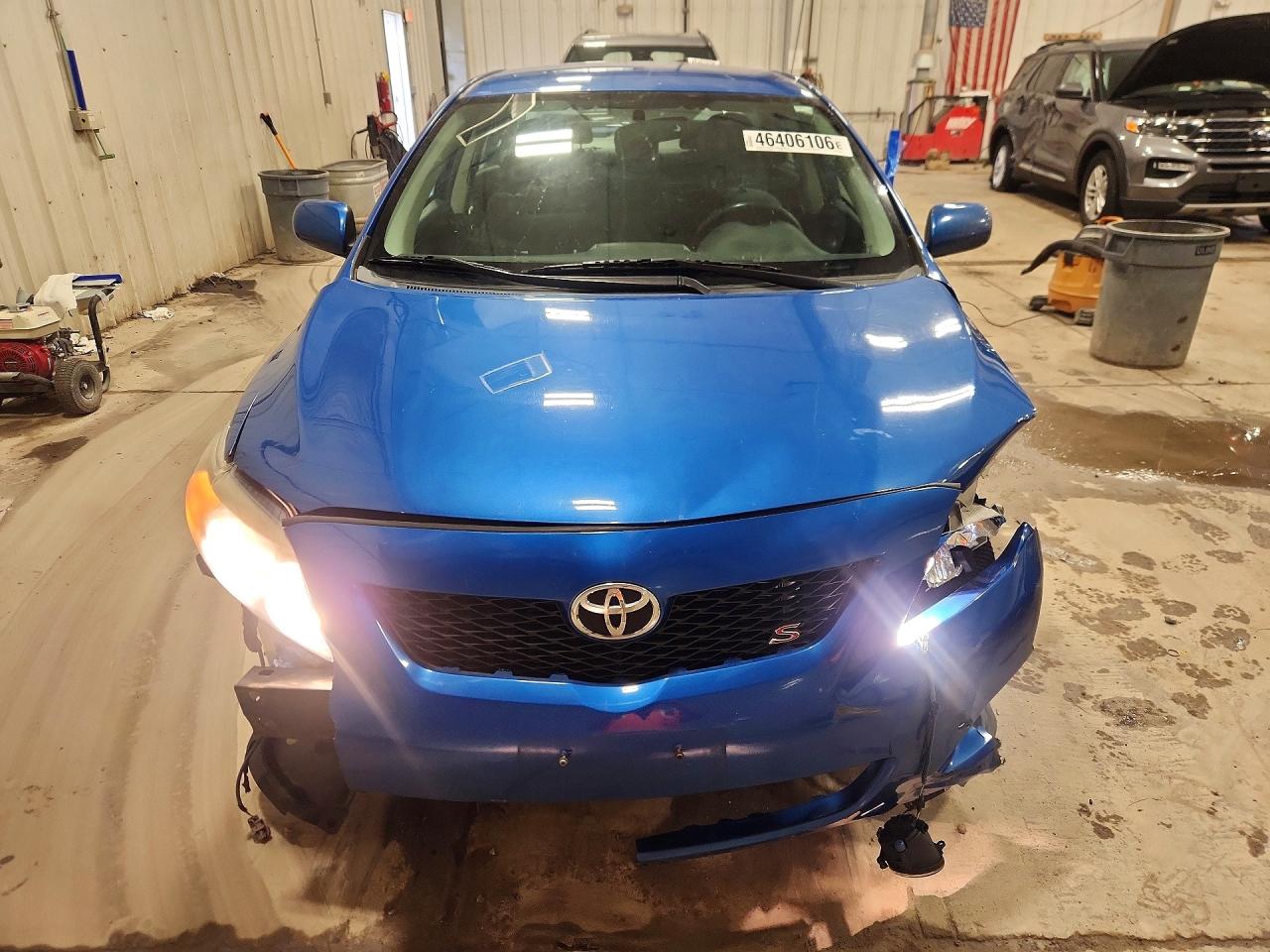 2010 Toyota Corolla S Синий vin: 2T1BU4EE9AC362800