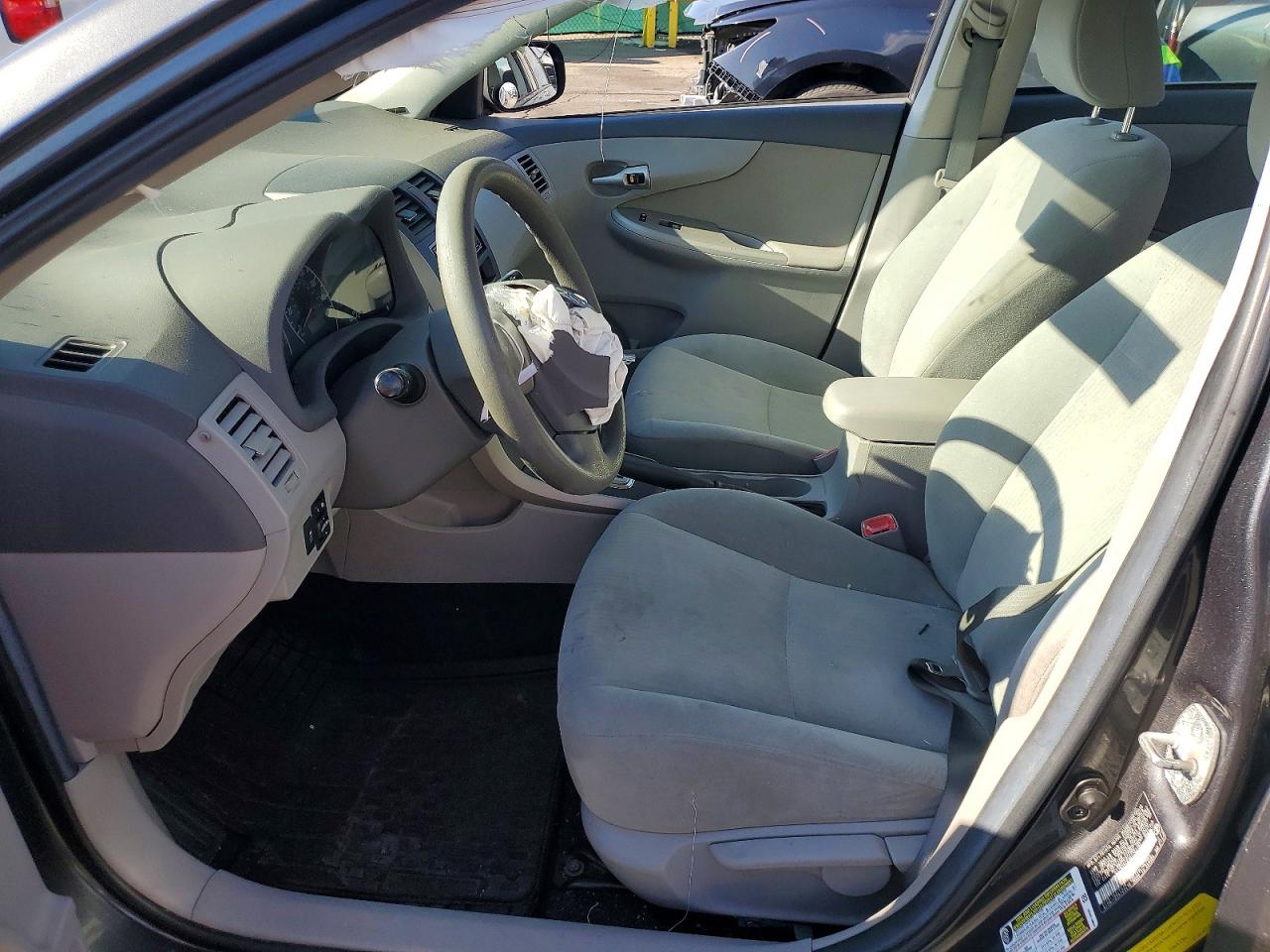 2010 Toyota Corolla Le Gray vin: 2T1BU4EE9AC363185