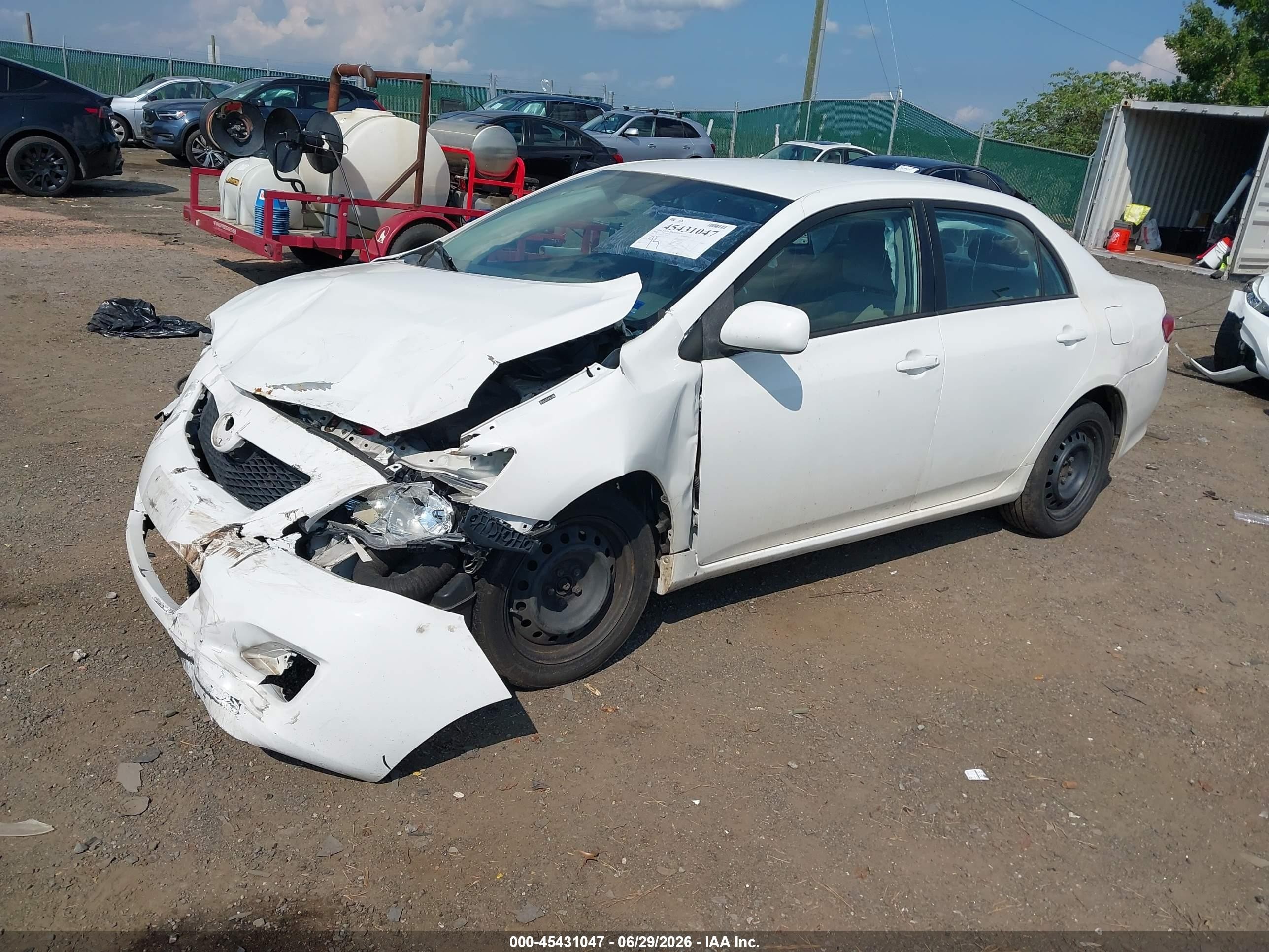 2010 Toyota Corolla Xle White vin: 2T1BU4EE9AC370363