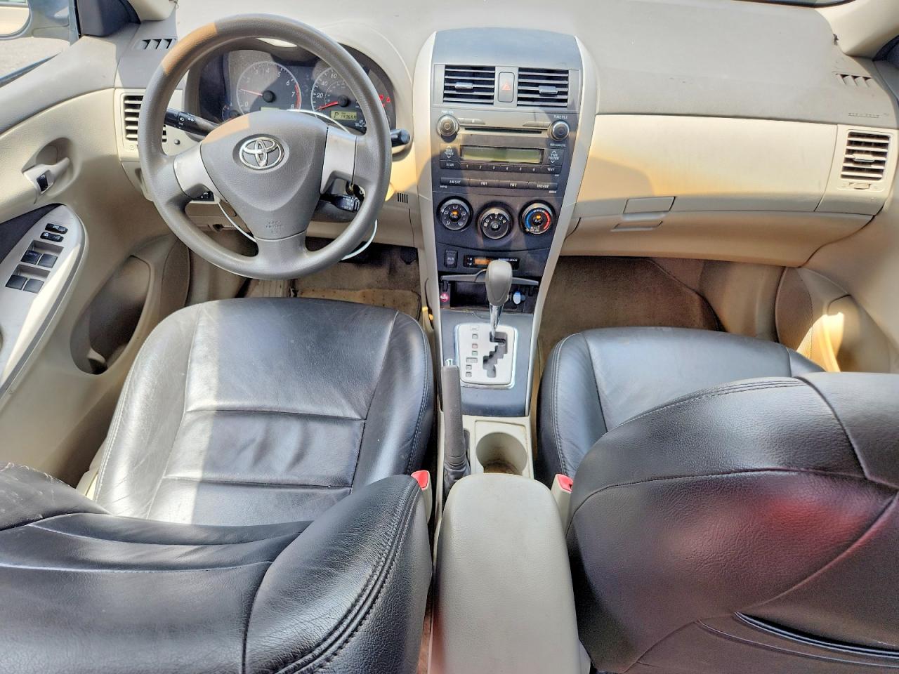 2010 Toyota Corolla Le Tan vin: 2T1BU4EE9AC383016