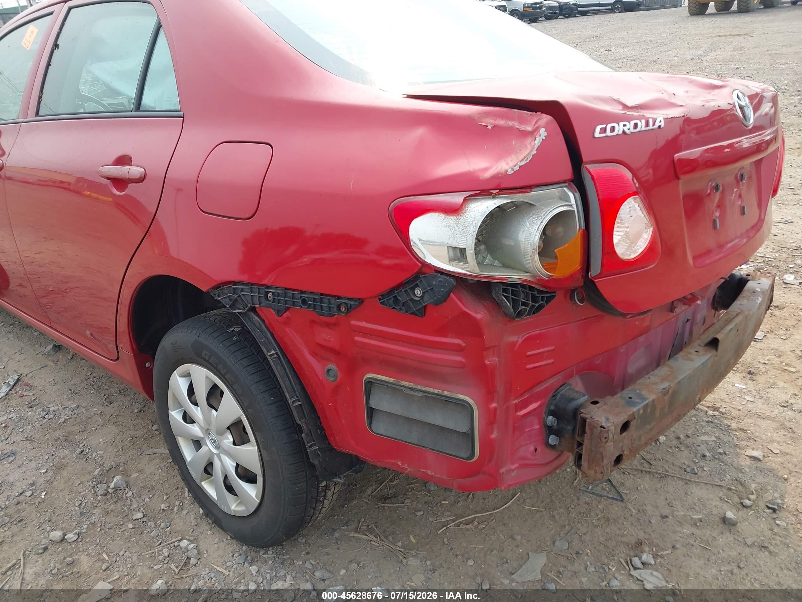 2010 Toyota Corolla Le Red vin: 2T1BU4EE9AC391987