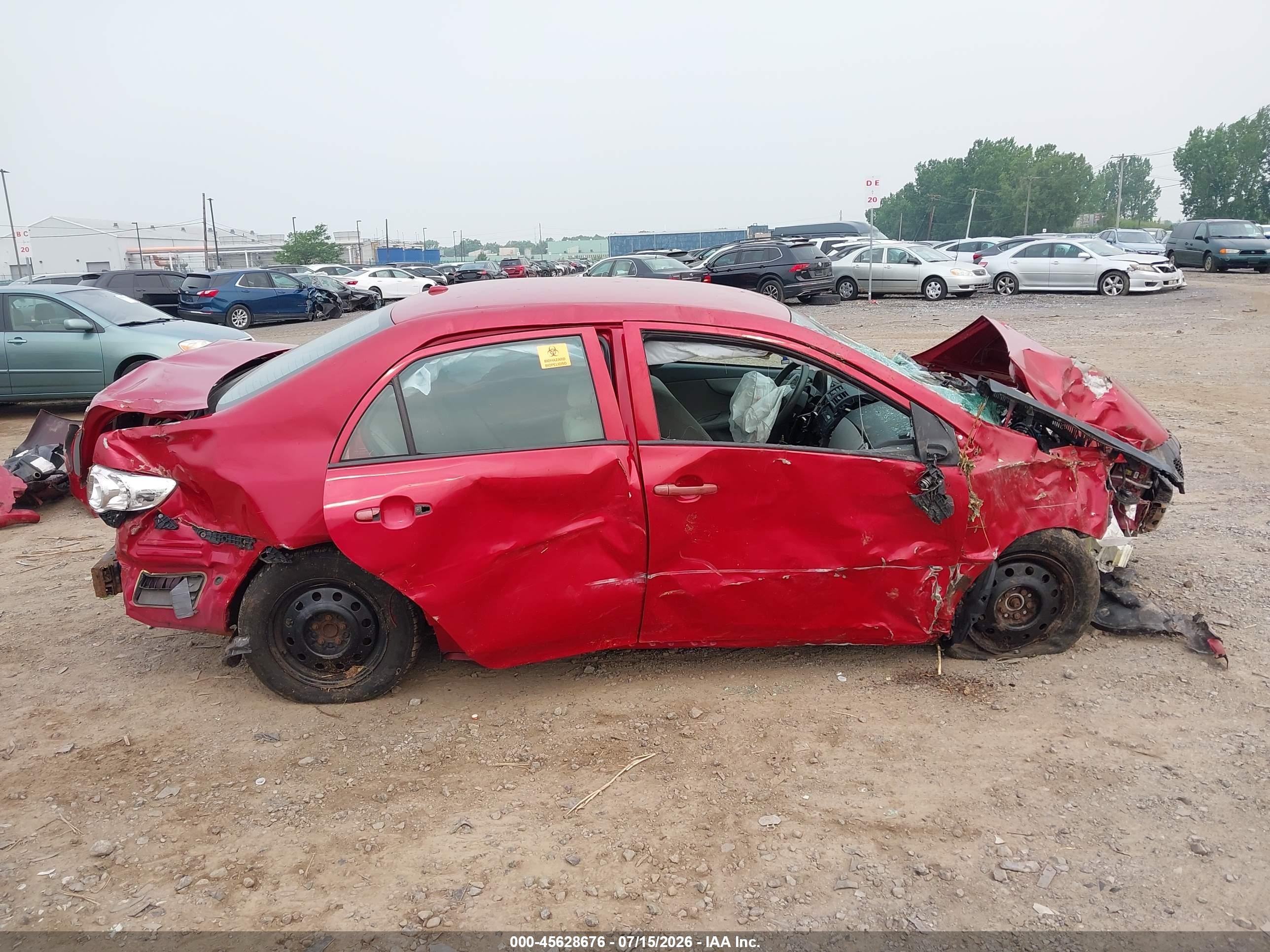 2010 Toyota Corolla Le Red vin: 2T1BU4EE9AC391987