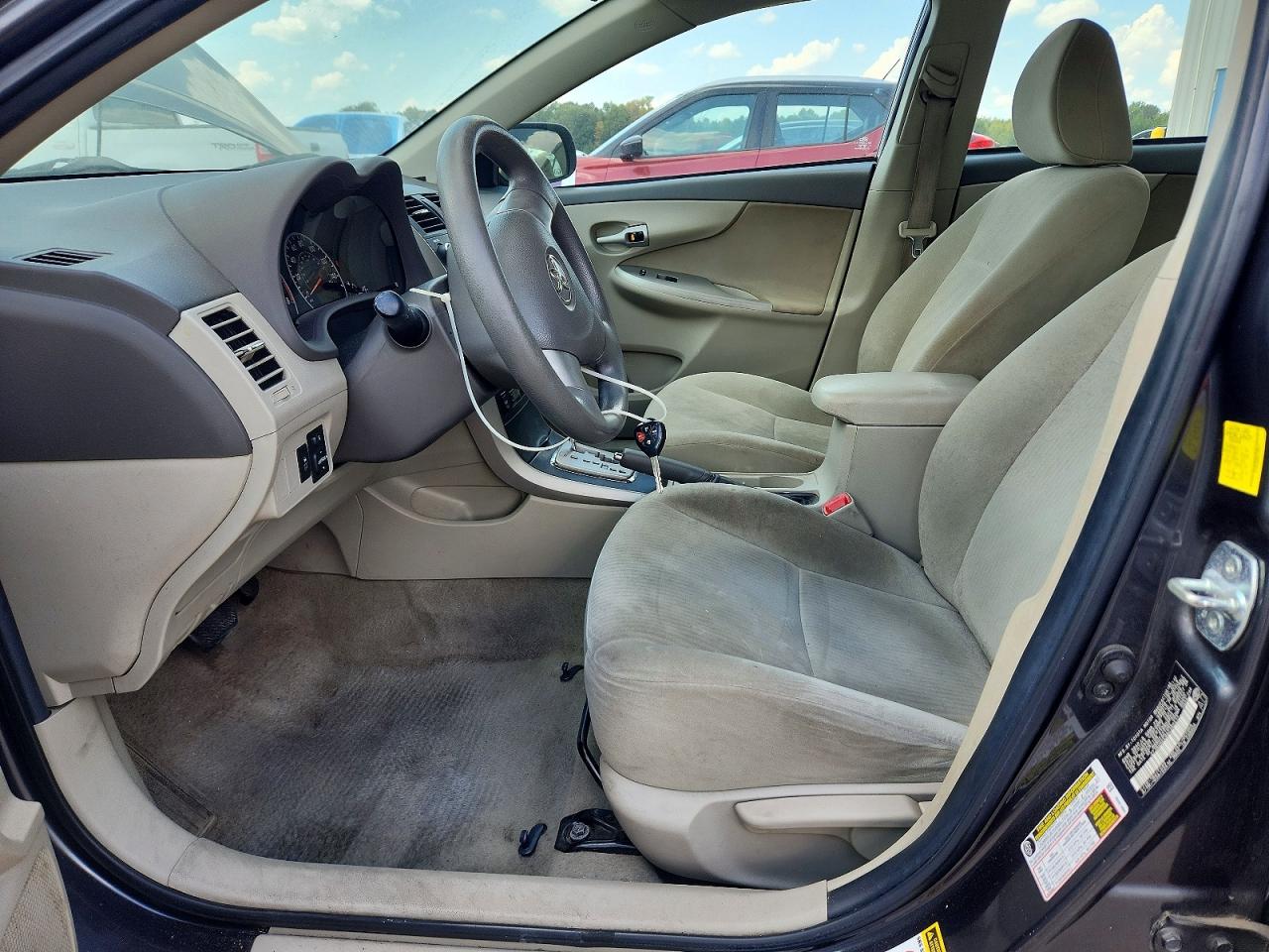 2010 Toyota Corolla Le Charcoal vin: 2T1BU4EE9AC395411