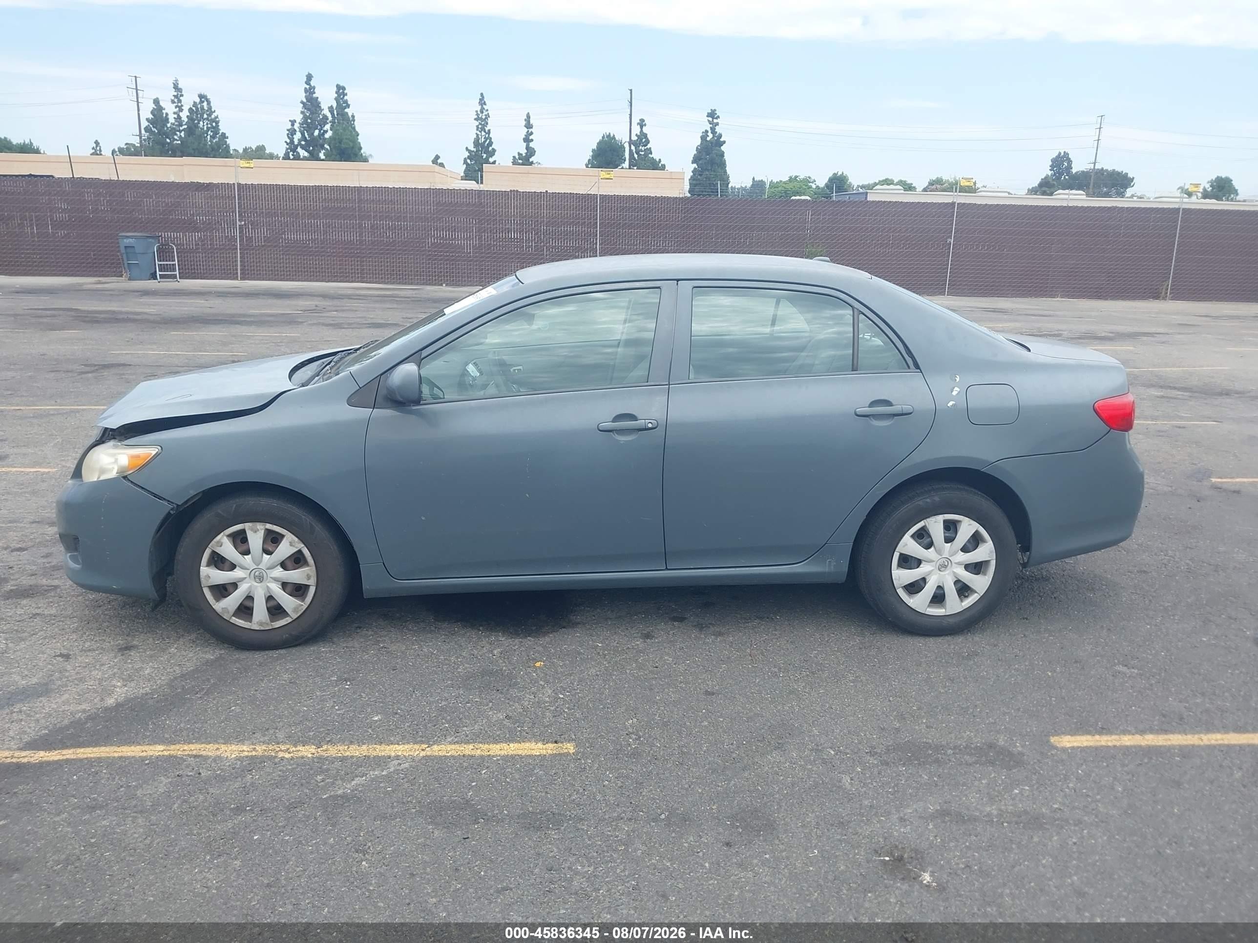 2010 Toyota Corolla Le Серый vin: 2T1BU4EE9AC422669