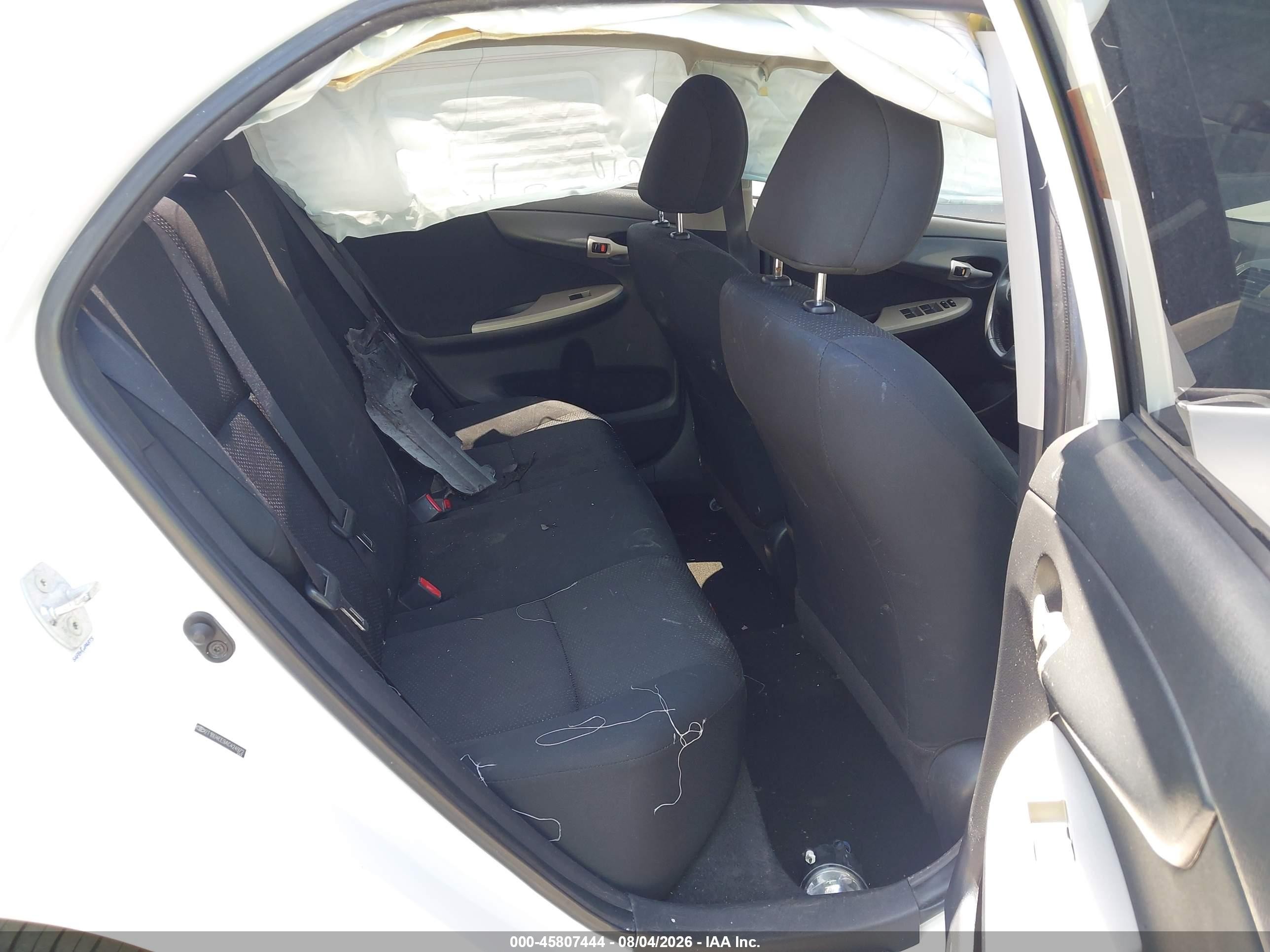 2010 Toyota Corolla S White vin: 2T1BU4EE9AC424972