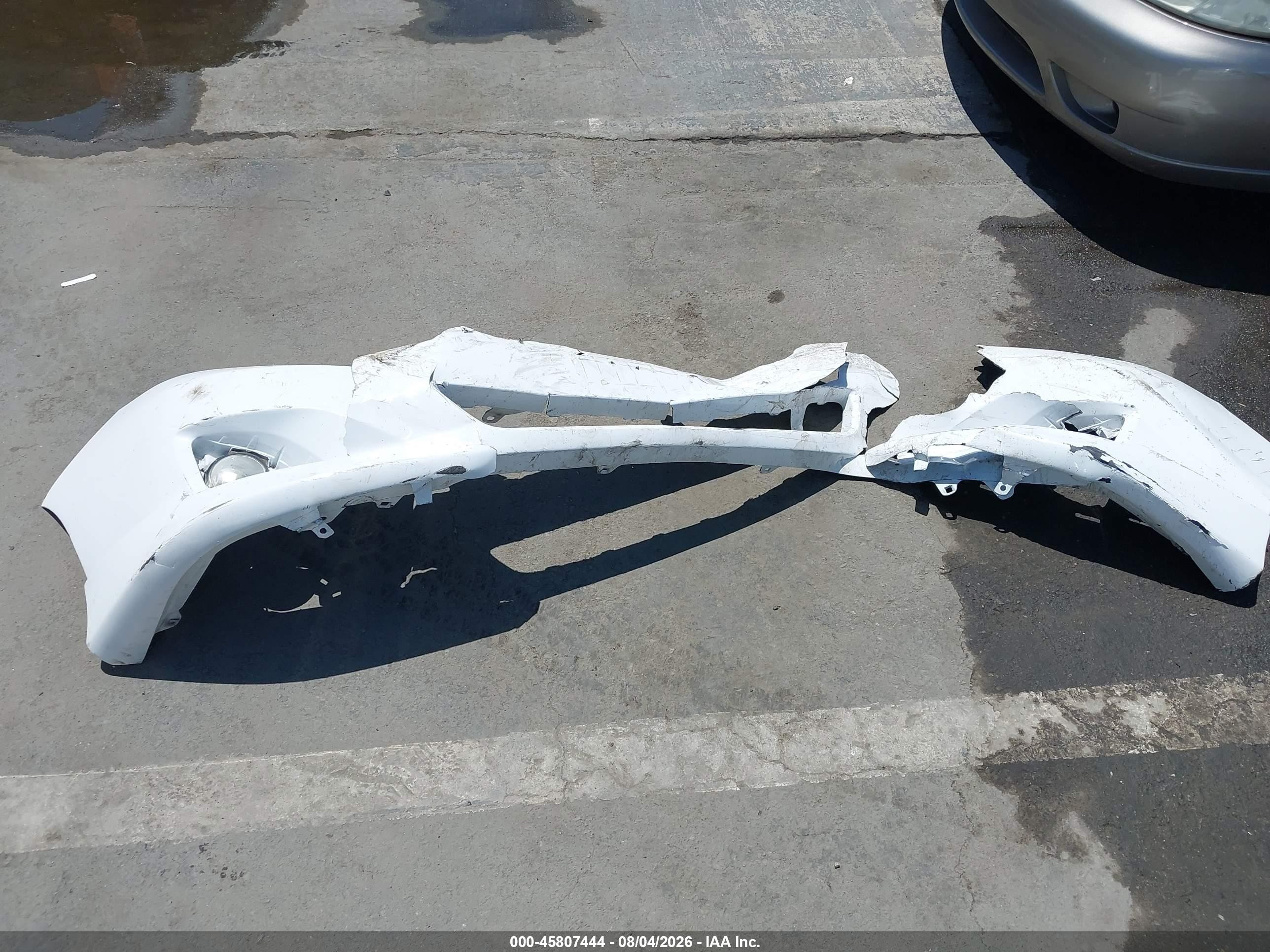 2010 Toyota Corolla S White vin: 2T1BU4EE9AC424972