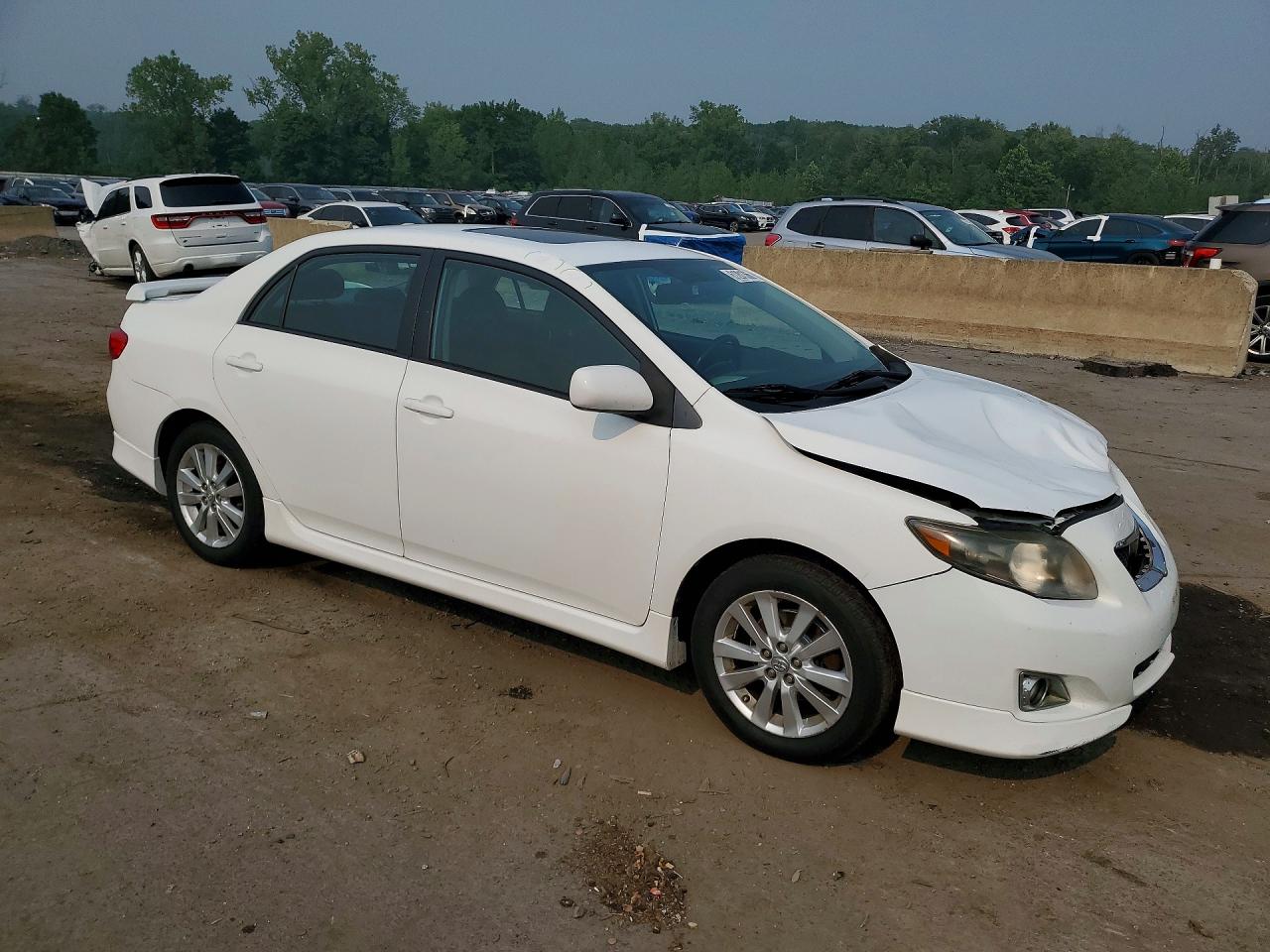 2010 Toyota Corolla S White vin: 2T1BU4EE9AC448317