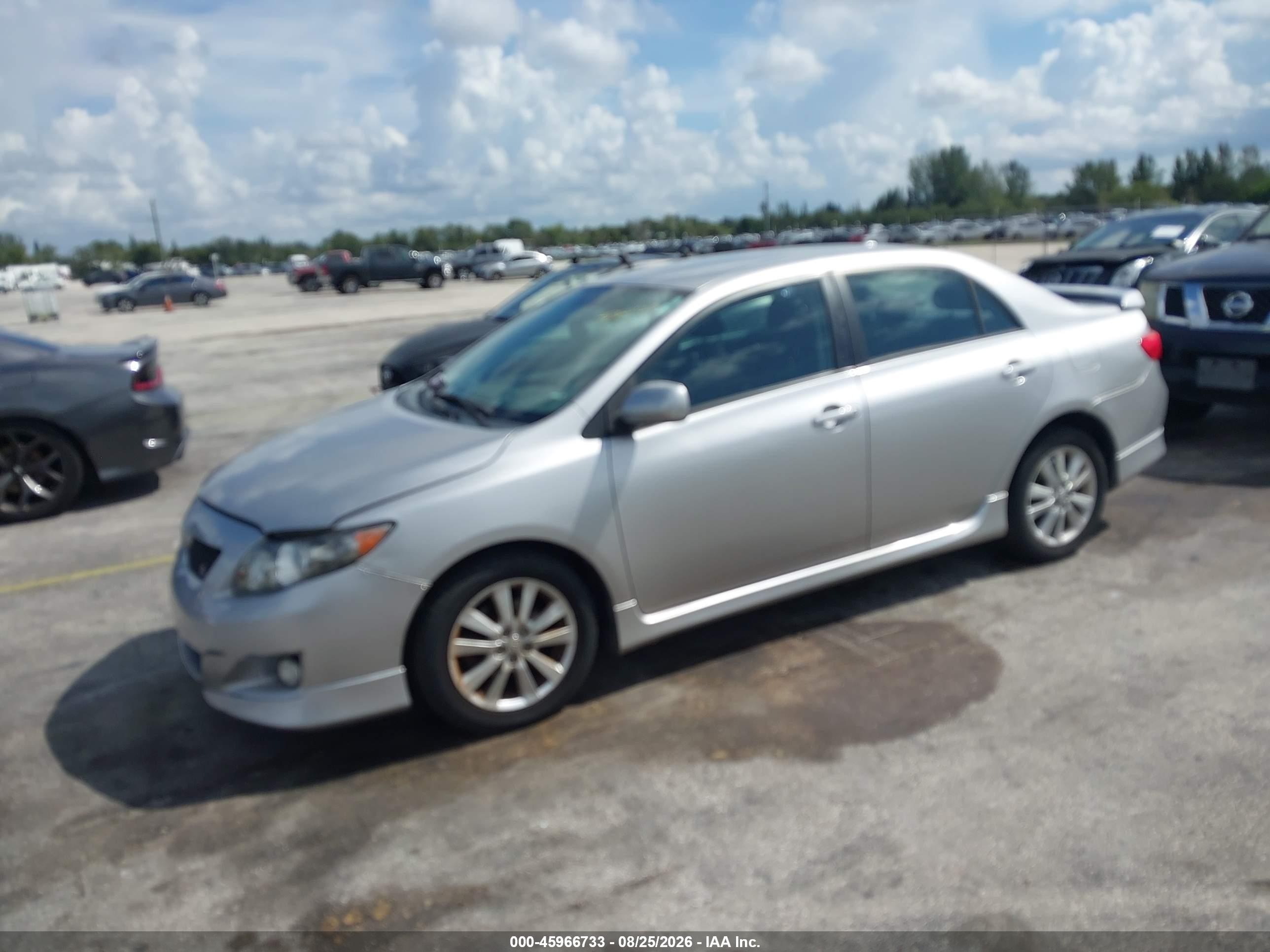 2010 Toyota Corolla S Silver vin: 2T1BU4EE9AC452125