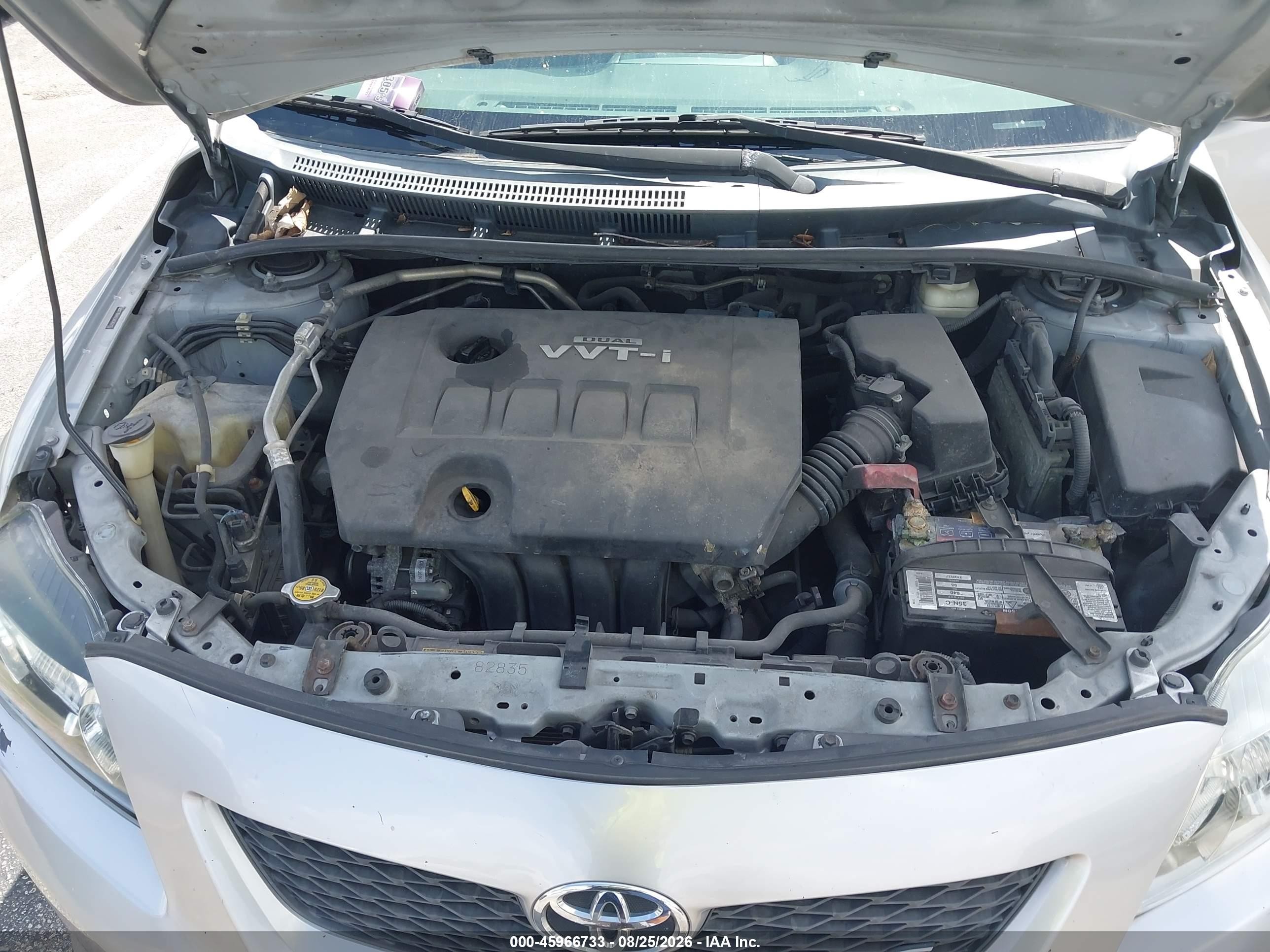 2010 Toyota Corolla S Silver vin: 2T1BU4EE9AC452125