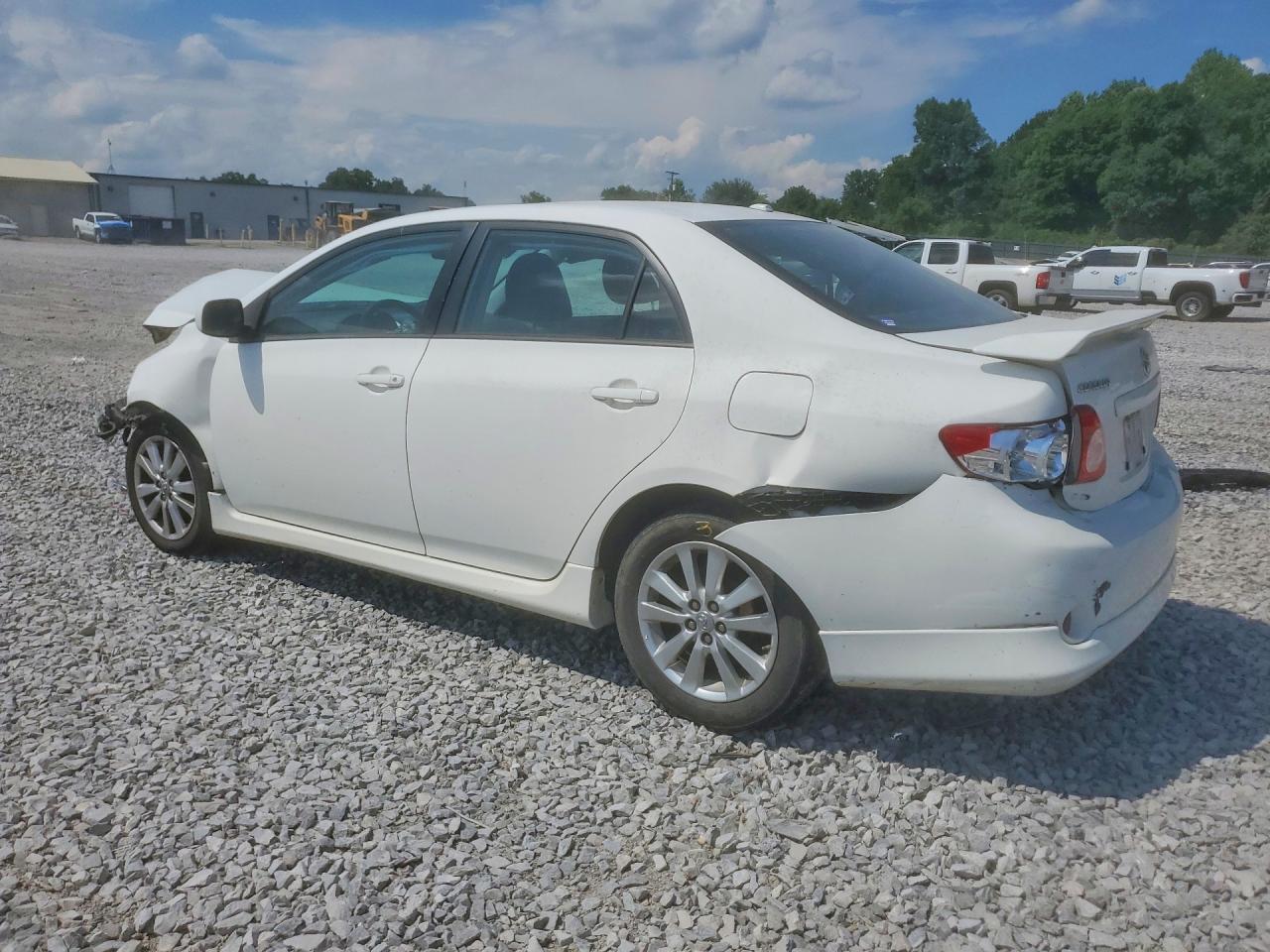 2010 Toyota Corolla Base White vin: 2T1BU4EE9AC474268