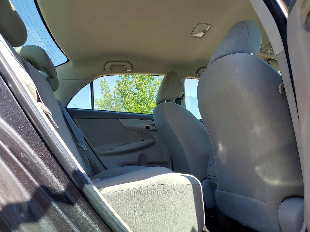 2010 Toyota Corolla Base Gray vin: 2T1BU4EE9AC495394