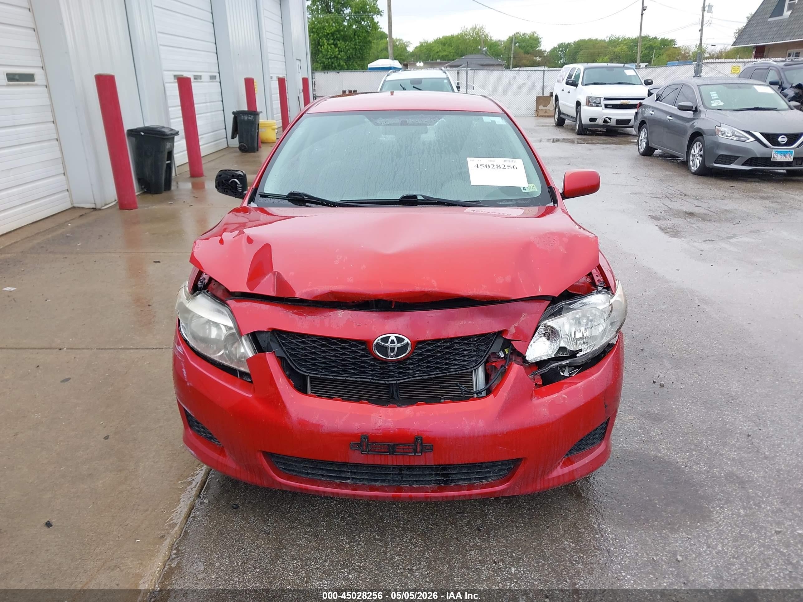 2010 Toyota Corolla Le Red vin: 2T1BU4EE9AC503848