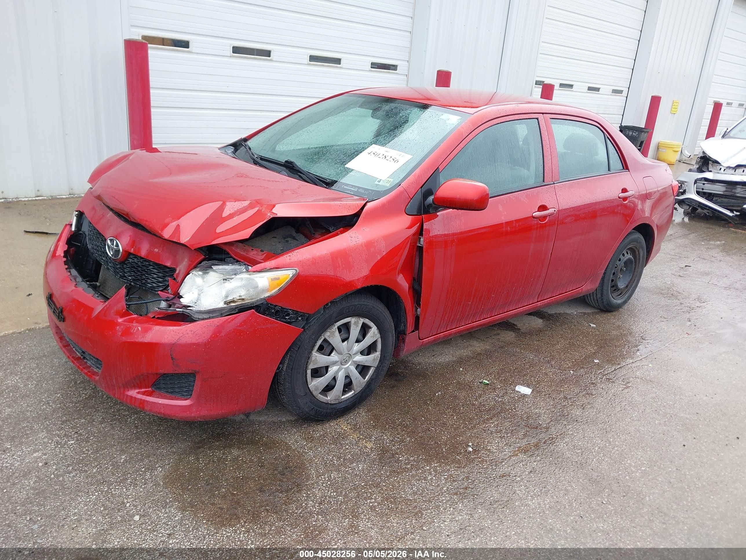 2010 Toyota Corolla Le Red vin: 2T1BU4EE9AC503848