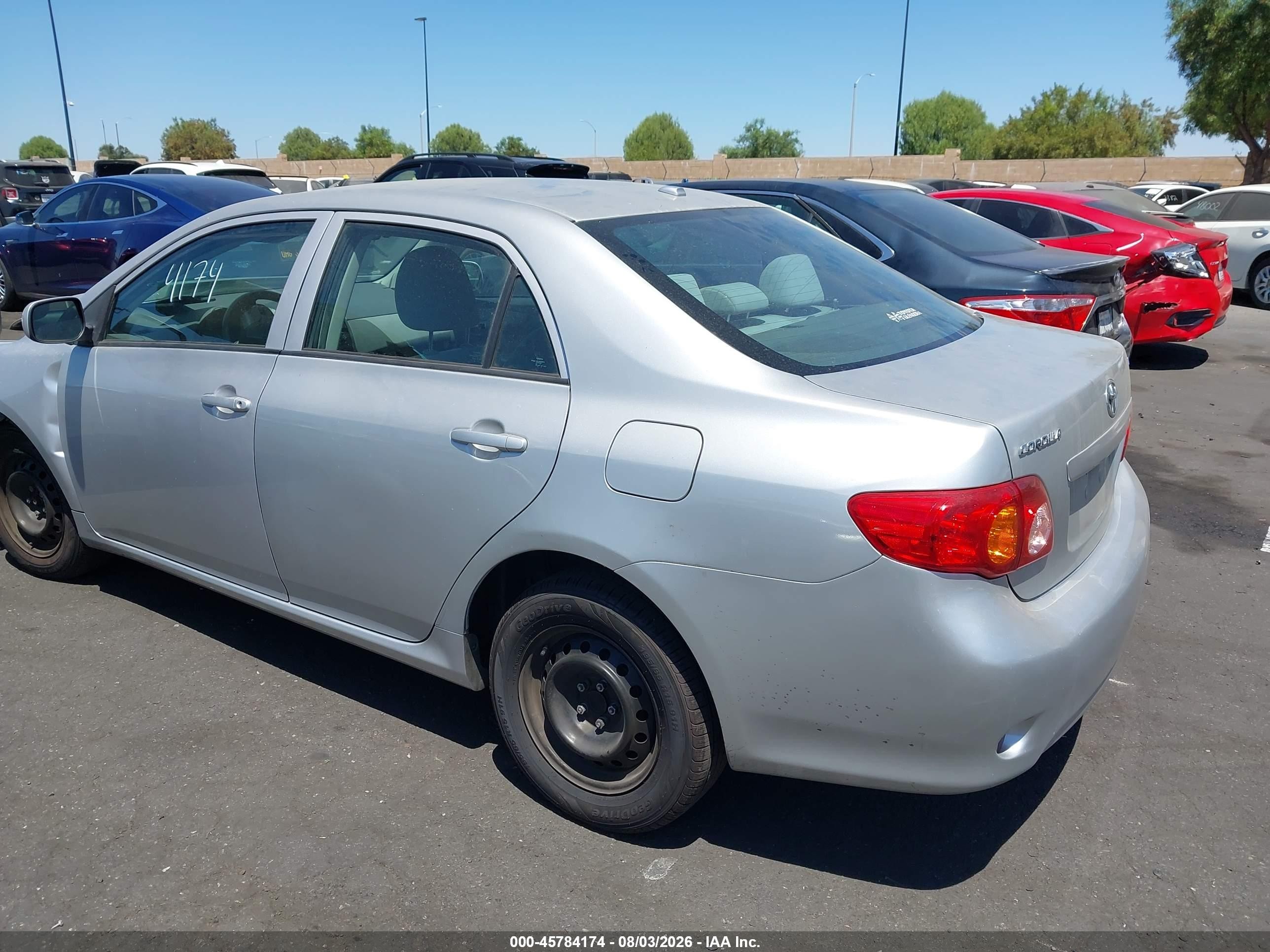 2010 Toyota Corolla Le Серебряный vin: 2T1BU4EE9AC518267