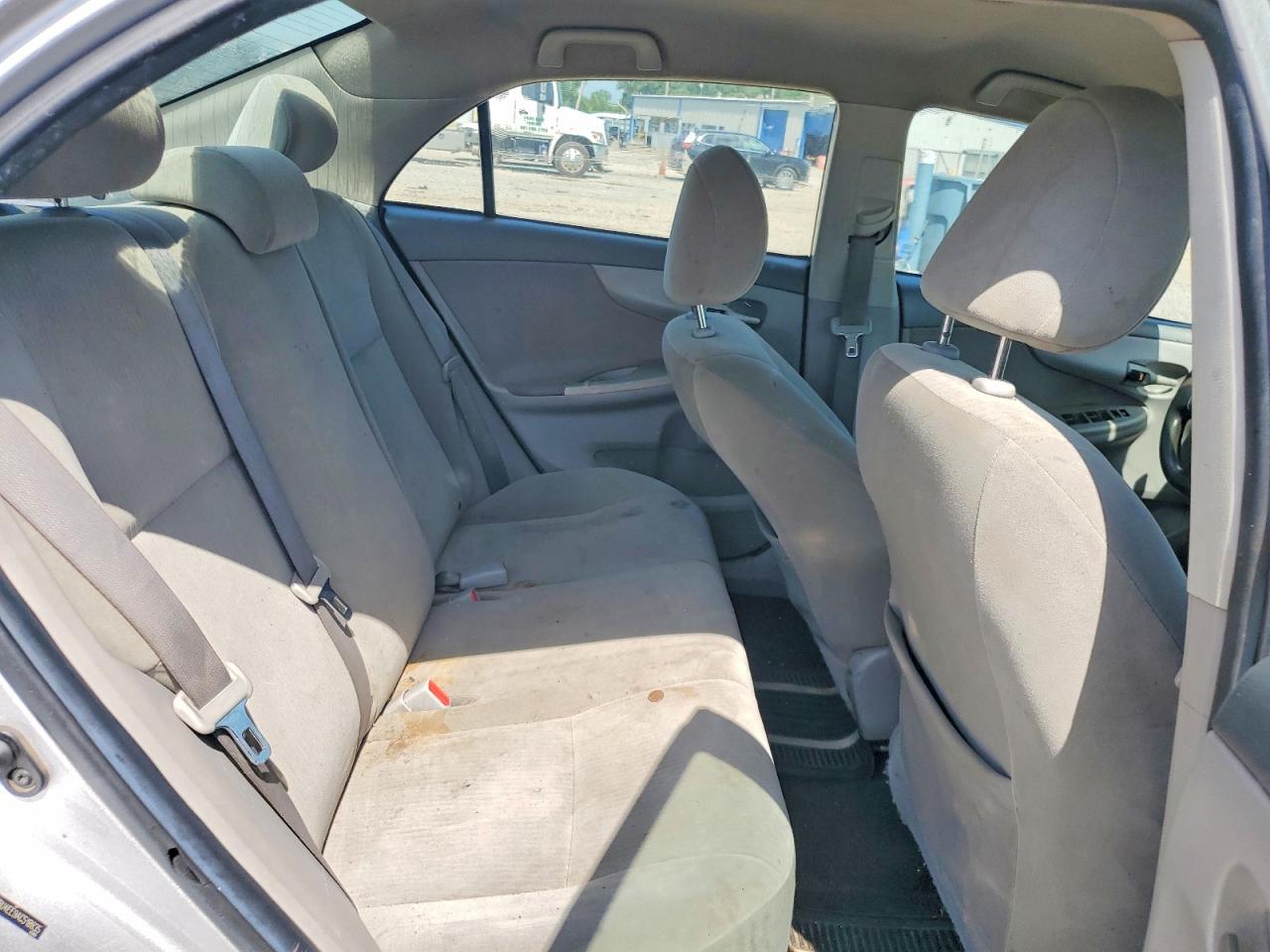 2010 Toyota Corolla Le Gray vin: 2T1BU4EE9AC518835