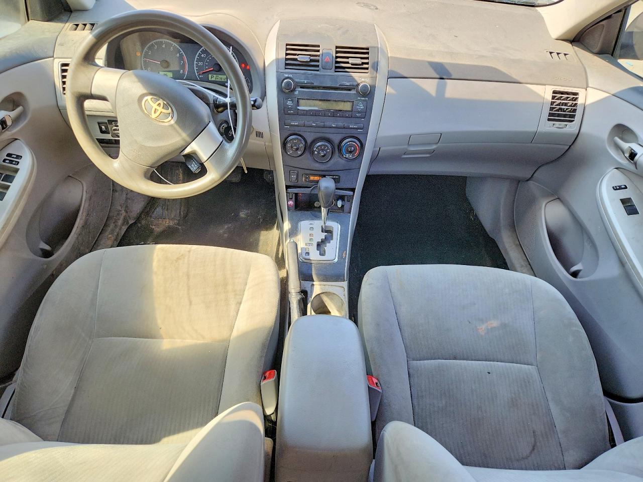 2010 Toyota Corolla Le Серый vin: 2T1BU4EE9AC529849