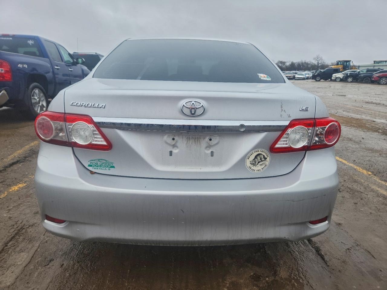 2011 Toyota Corolla Base Silver vin: 2T1BU4EE9BC563324