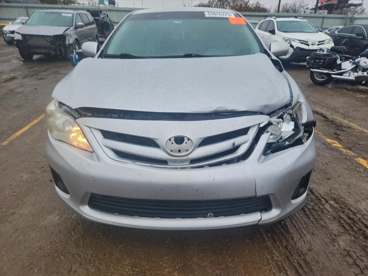 2011 Toyota Corolla Base Silver vin: 2T1BU4EE9BC563324