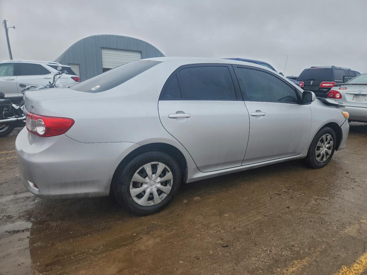 2011 Toyota Corolla Base Silver vin: 2T1BU4EE9BC563324