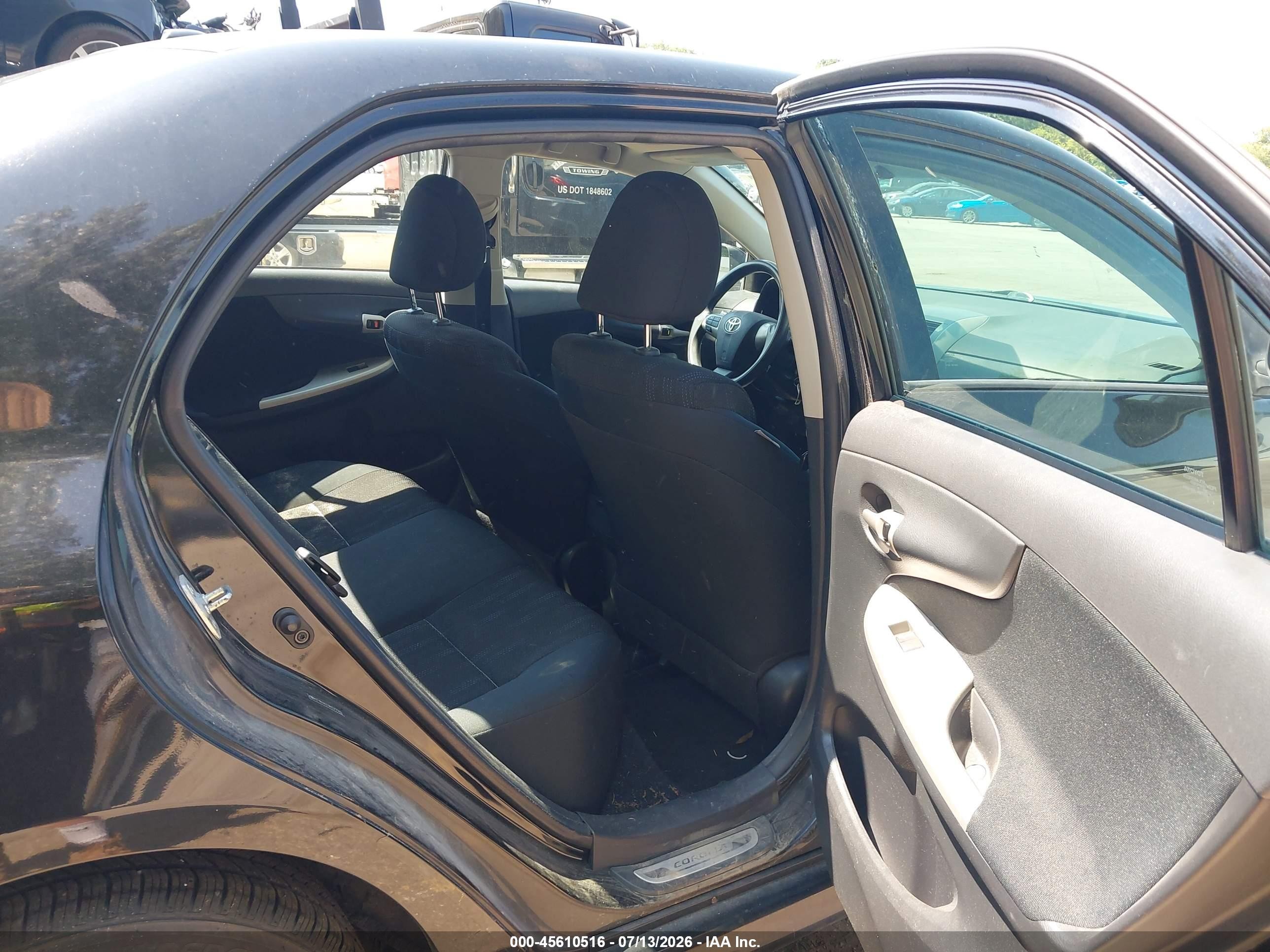 2011 Toyota Corolla S Черный vin: 2T1BU4EE9BC577949