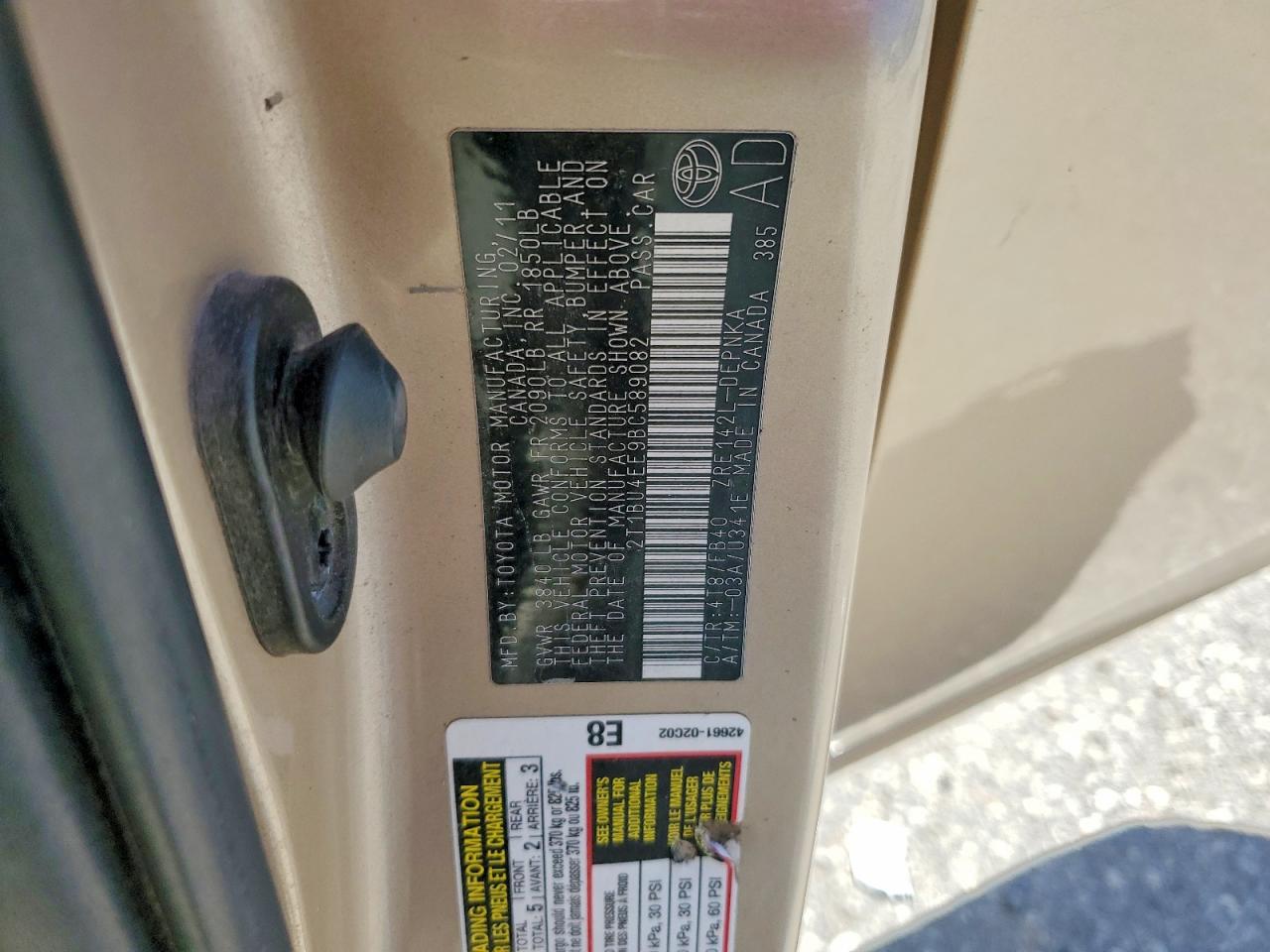 2011 Toyota Corolla Le Gold vin: 2T1BU4EE9BC589082
