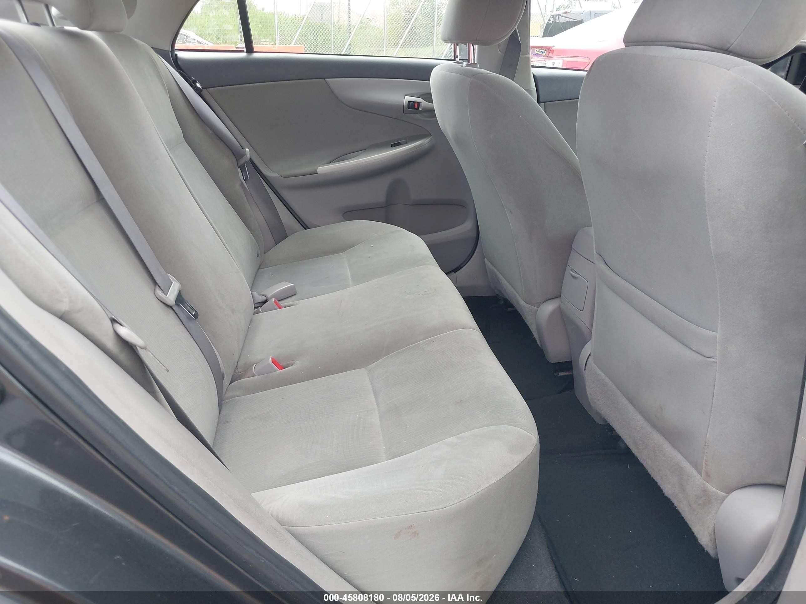 2011 Toyota Corolla Le Gray vin: 2T1BU4EE9BC593830