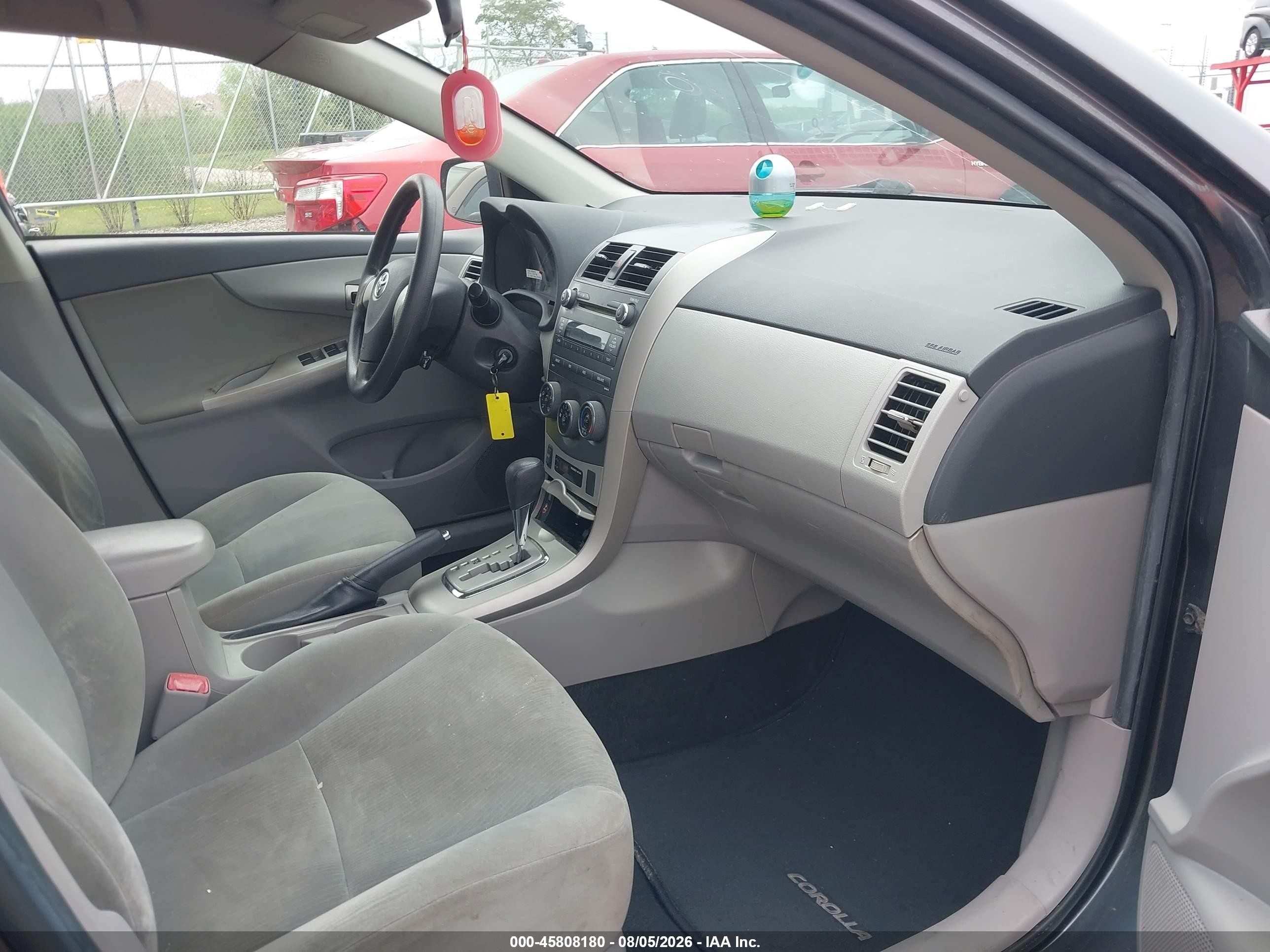 2011 Toyota Corolla Le Gray vin: 2T1BU4EE9BC593830