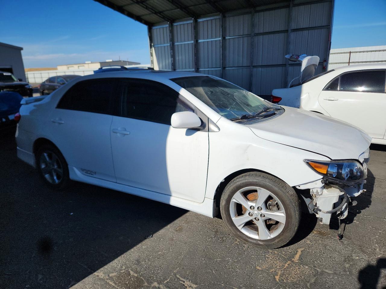 2011 Toyota Corolla S White vin: 2T1BU4EE9BC606785
