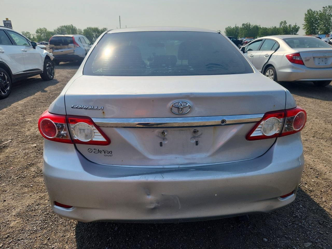 2011 Toyota Corolla Base Silver vin: 2T1BU4EE9BC628110