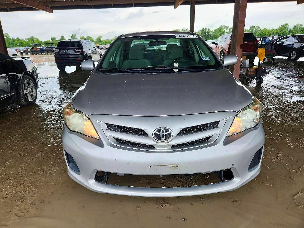 2011 Toyota Corolla Le Silver vin: 2T1BU4EE9BC647059