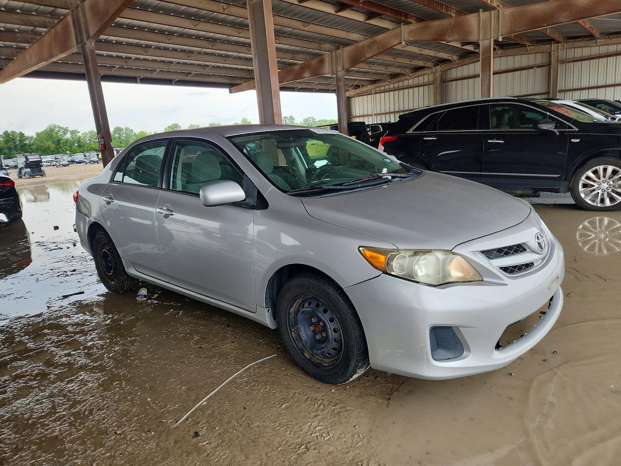 2011 Toyota Corolla Le Silver vin: 2T1BU4EE9BC647059