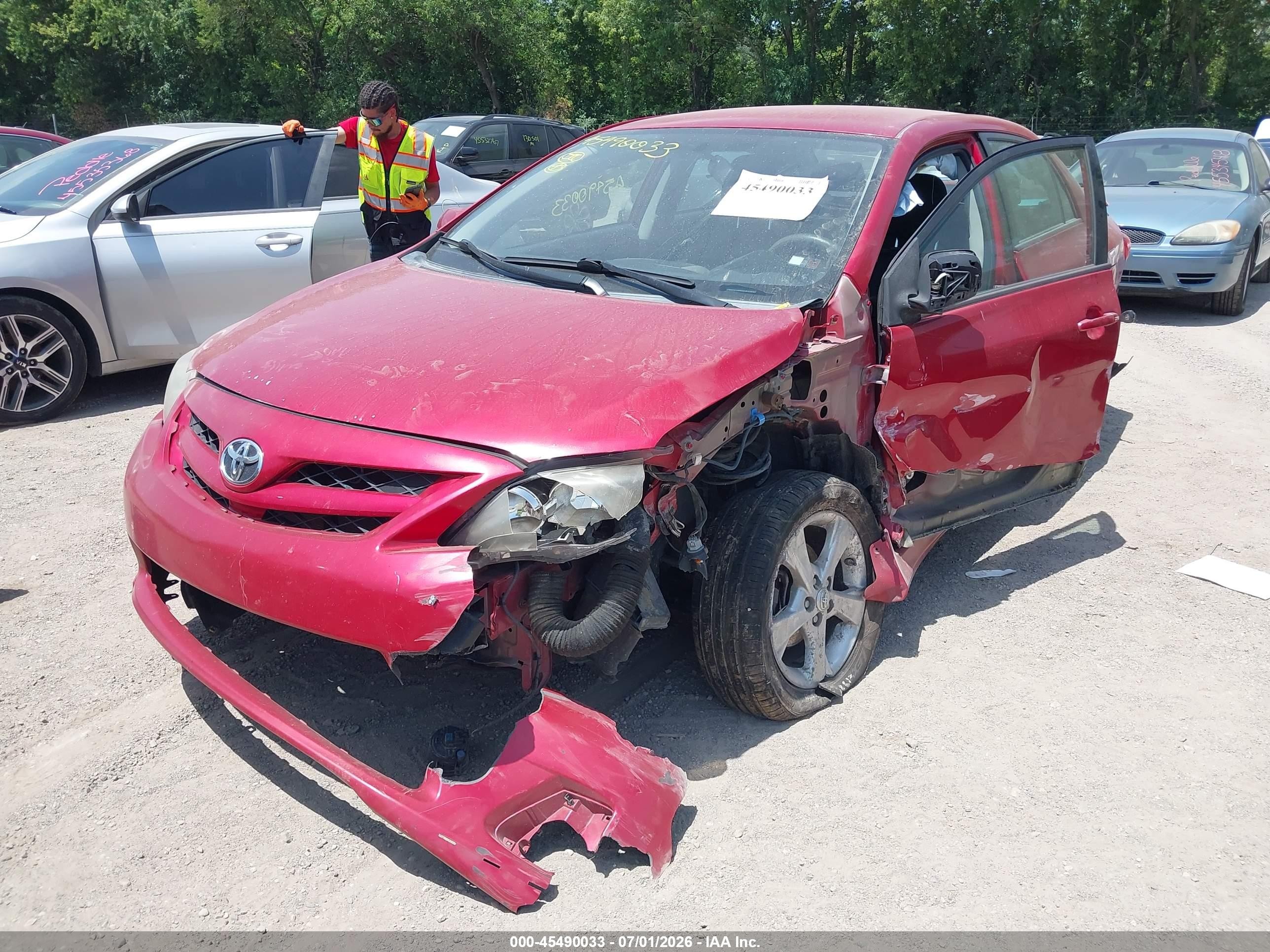 2011 Toyota Corolla S Красный vin: 2T1BU4EE9BC649278