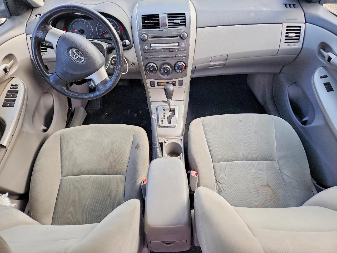 2011 Toyota Corolla Le Silver vin: 2T1BU4EE9BC649488
