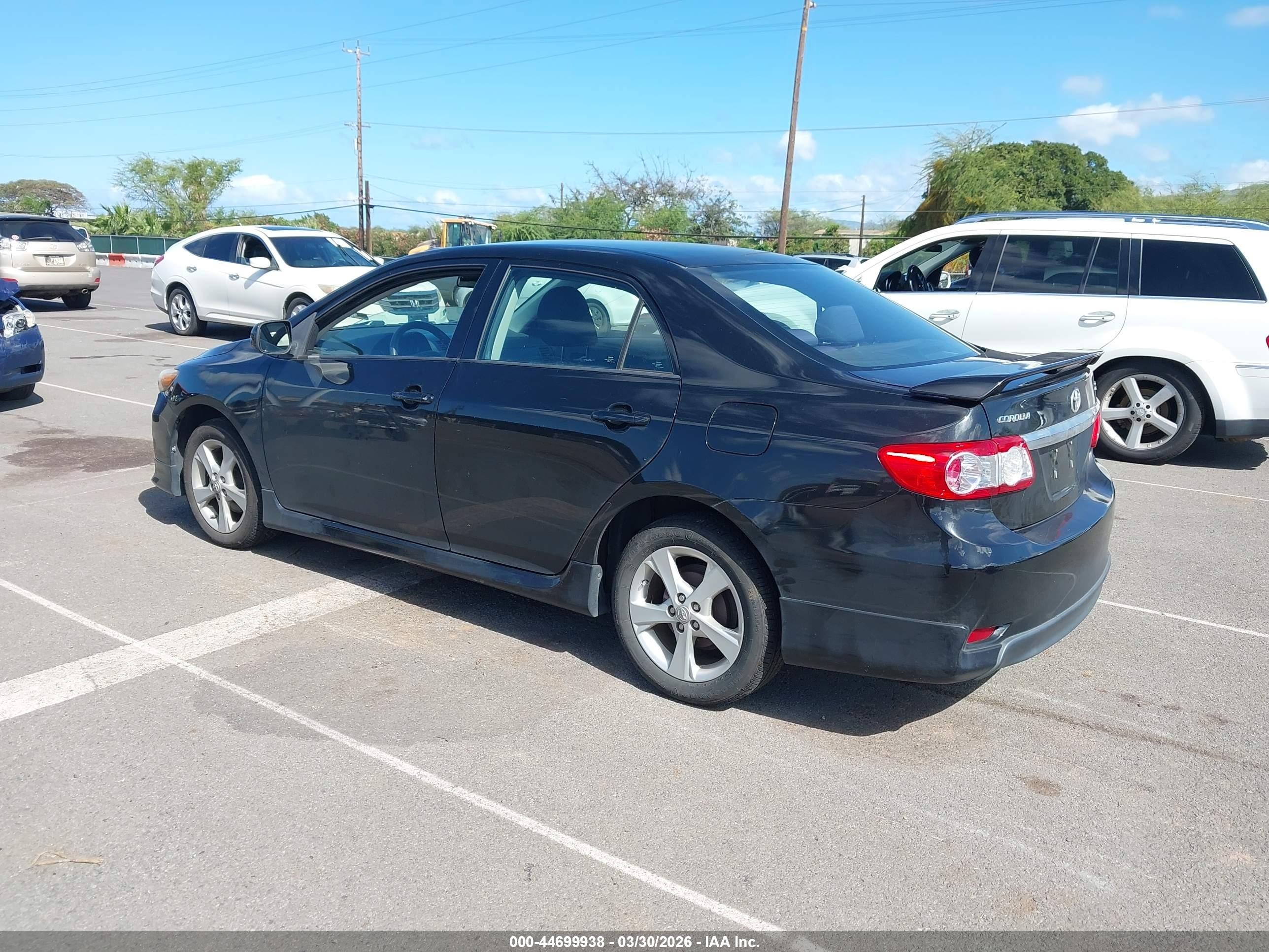 2011 Toyota Corolla S Черный vin: 2T1BU4EE9BC651712