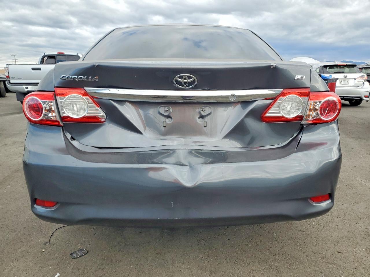 2011 Toyota Corolla Le Gray vin: 2T1BU4EE9BC661284