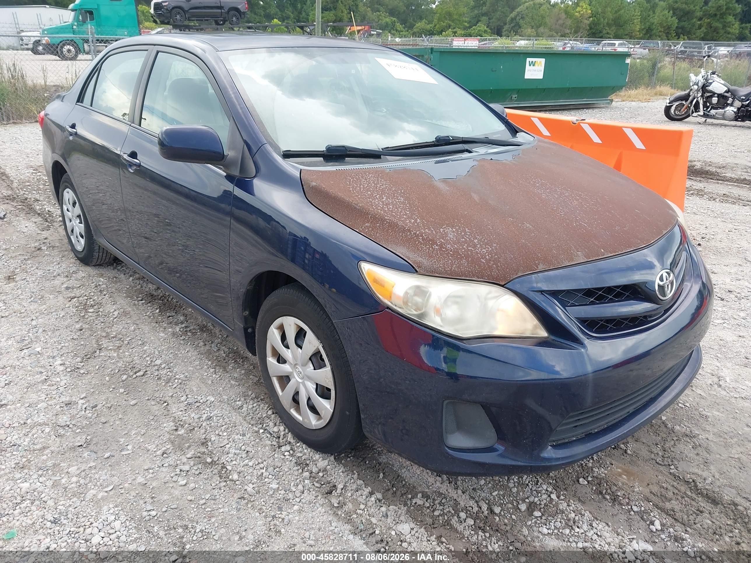 2011 Toyota Corolla Le Blue vin: 2T1BU4EE9BC666565