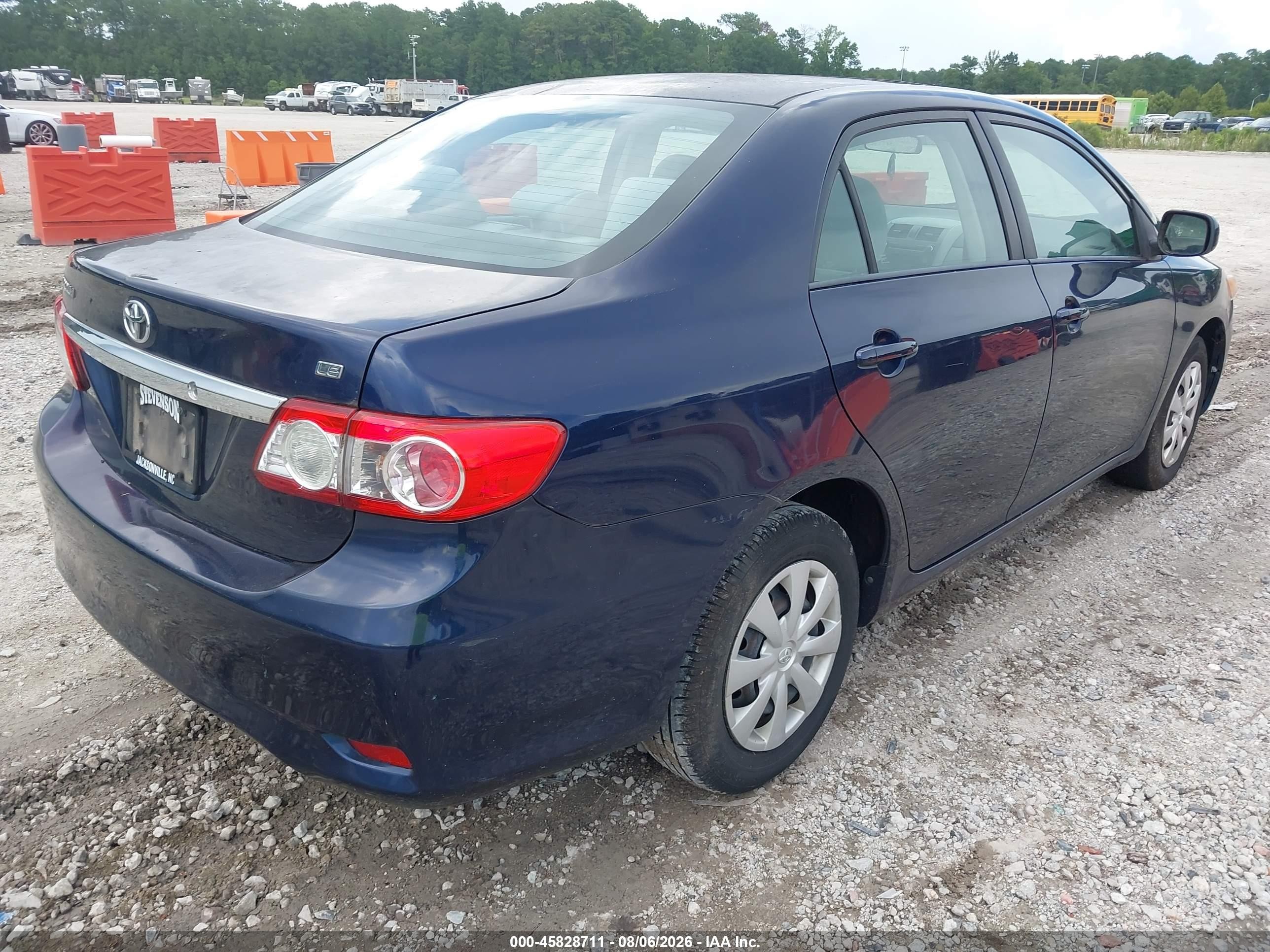 2011 Toyota Corolla Le Blue vin: 2T1BU4EE9BC666565