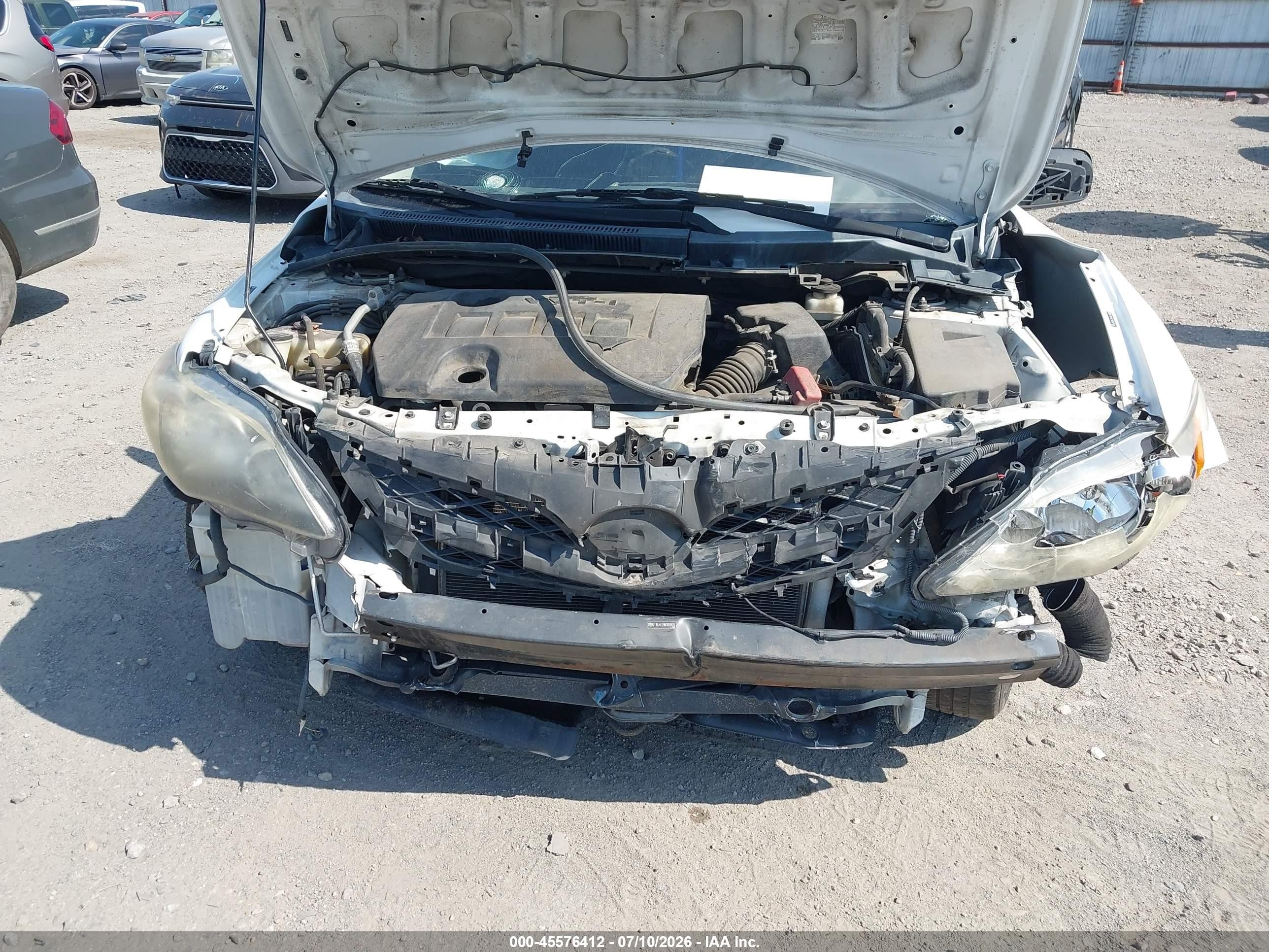 2011 Toyota Corolla S White vin: 2T1BU4EE9BC691420