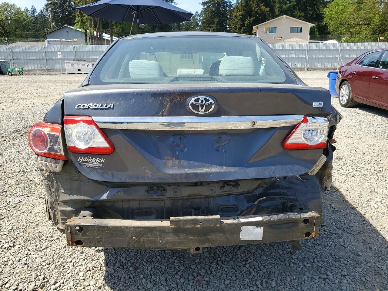 2011 Toyota Corolla Le Gray vin: 2T1BU4EE9BC701329